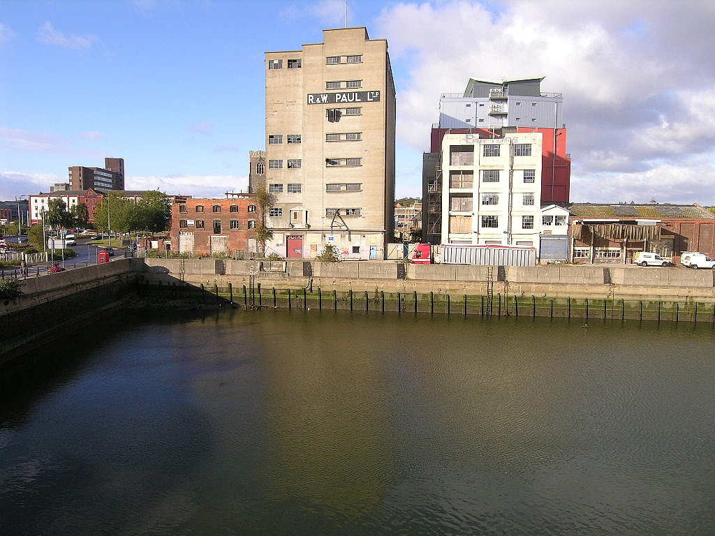 2 bedroom apartment flat/apartment Let in Ipswich - Photograph 6