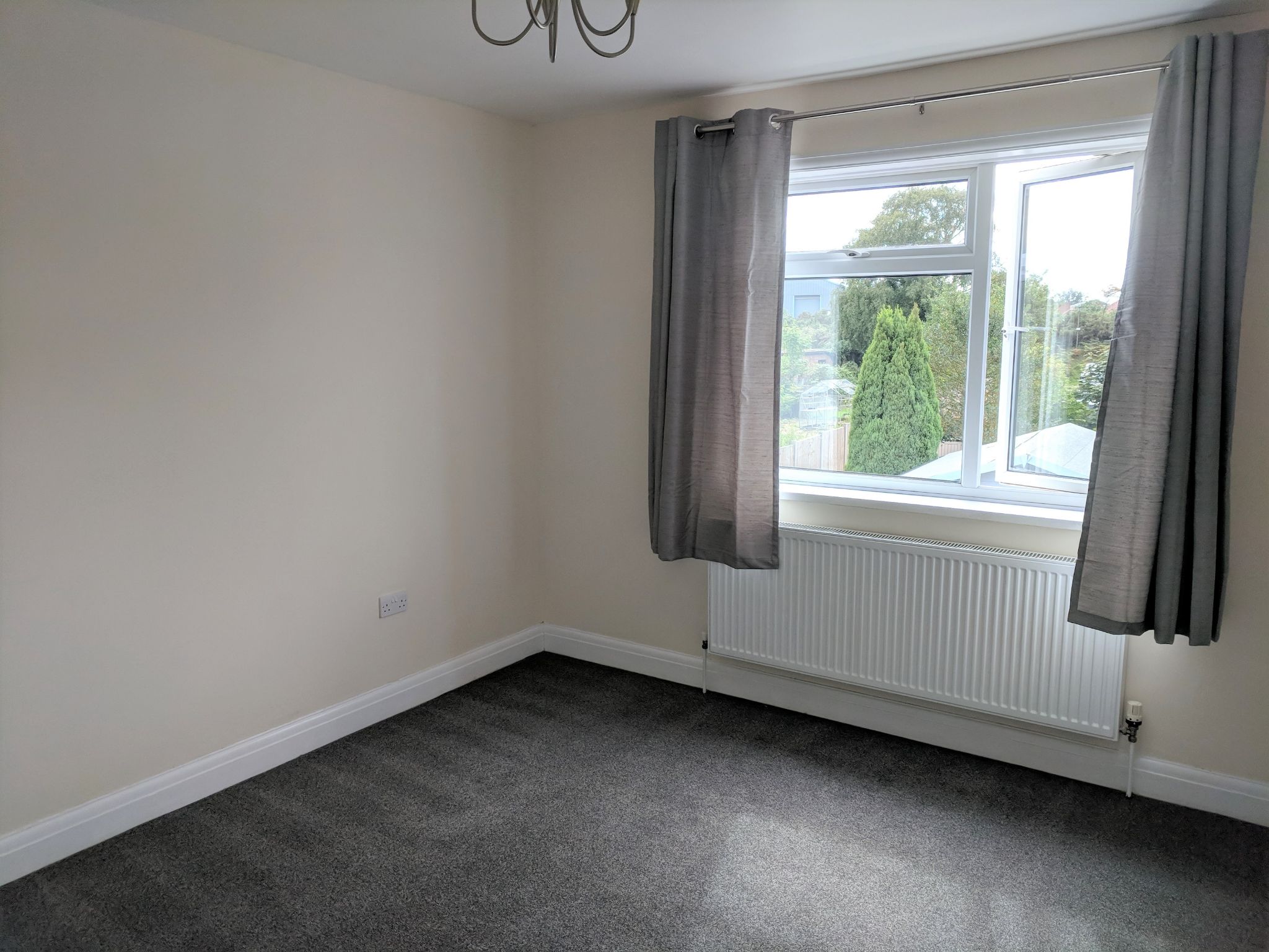2 bedroom flat flat/apartment Let Agreed in Ipswich - Photograph 3