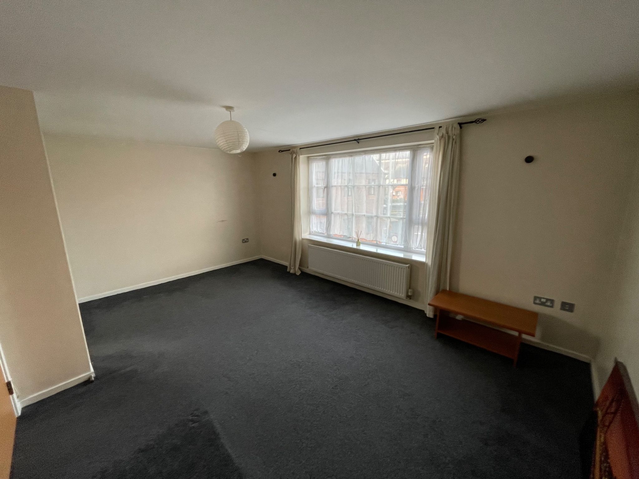 2 bedroom apartment flat/apartment To Let in Ipswich - Property photograph.