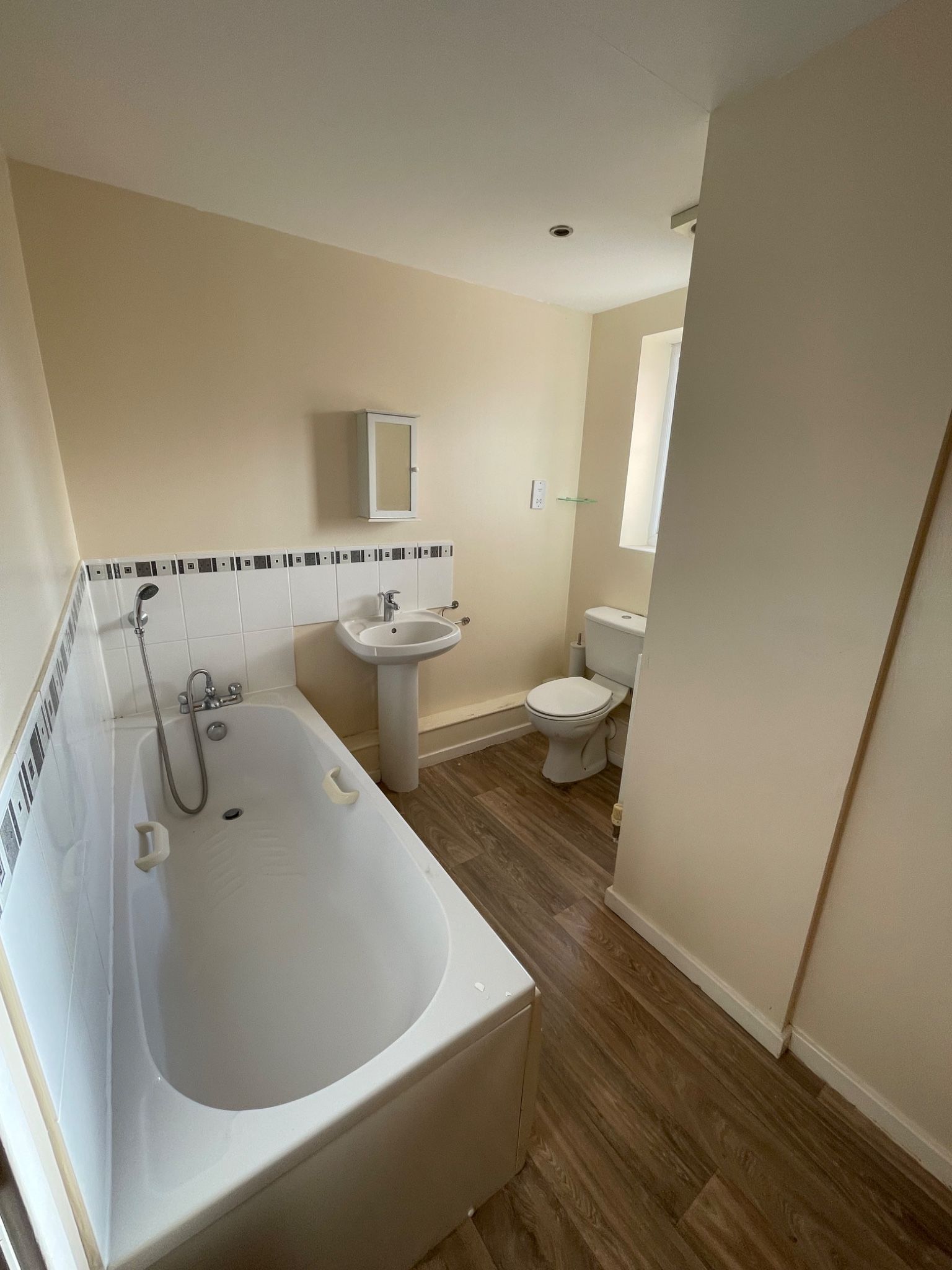 2 bedroom apartment flat/apartment To Let in Ipswich - Photograph 11.