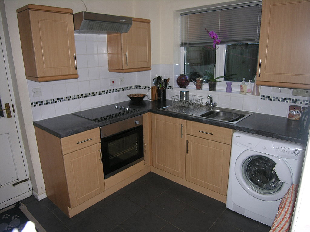 3 bedroom detached house To Let in Kesgrave - Photograph 7