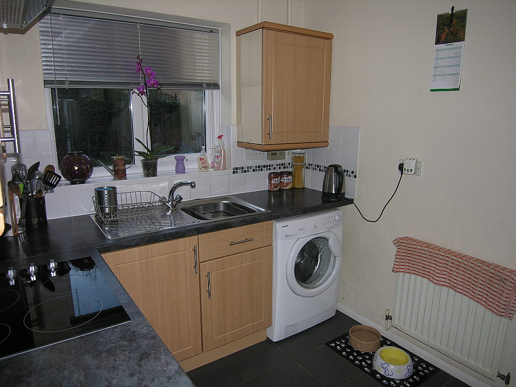 3 bedroom detached house To Let in Kesgrave - Photograph 8