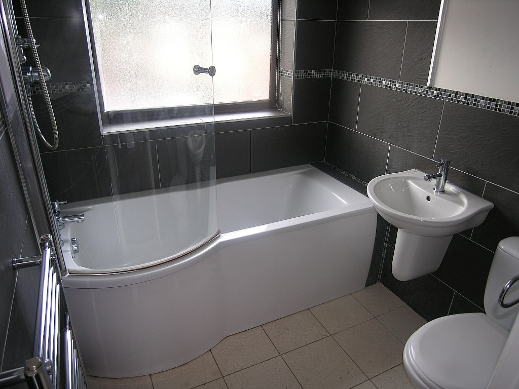 3 bedroom semi-detached house Let in Ipswich - Photograph 8