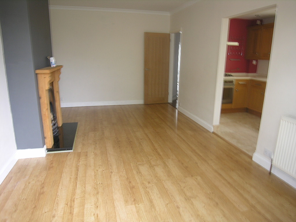 3 bedroom semi-detached house Let in Ipswich - Photograph 9