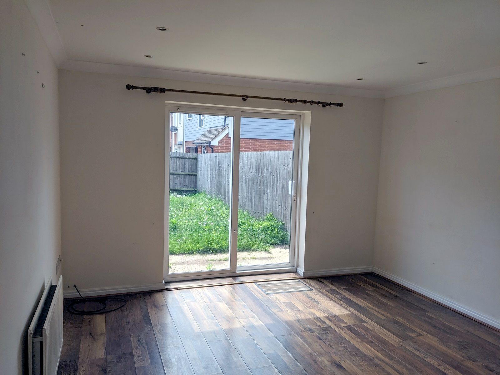 2 bedroom mid terraced house To Let in Ipswich - Photograph 2