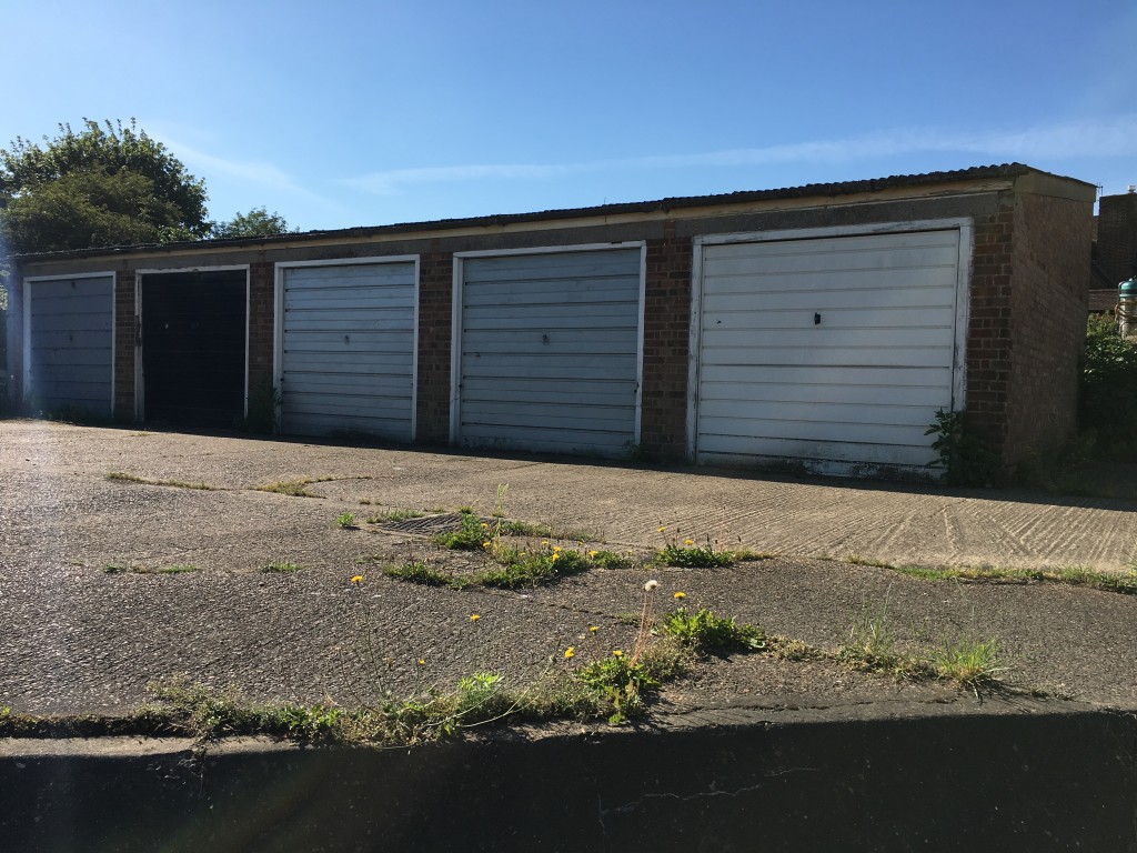 Garage SSTC in Ipswich - Photograph 1