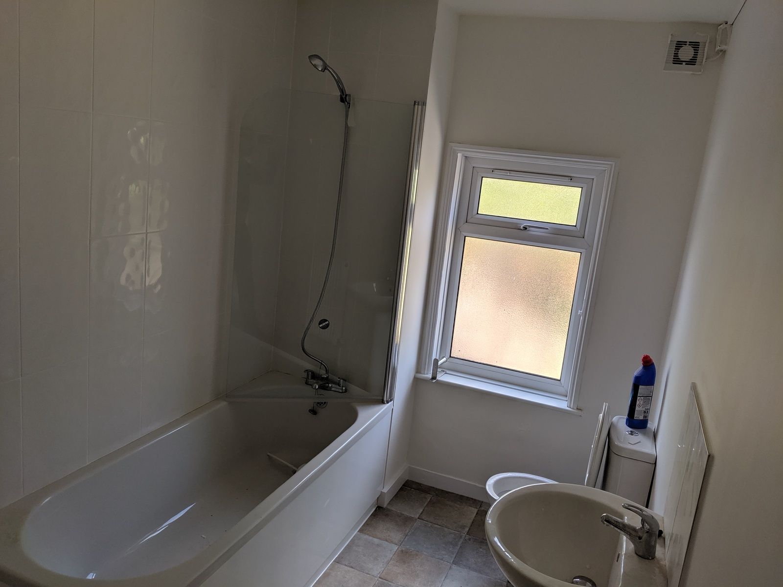 2 bedroom mid terraced house To Let in Ipswich - Photograph 7