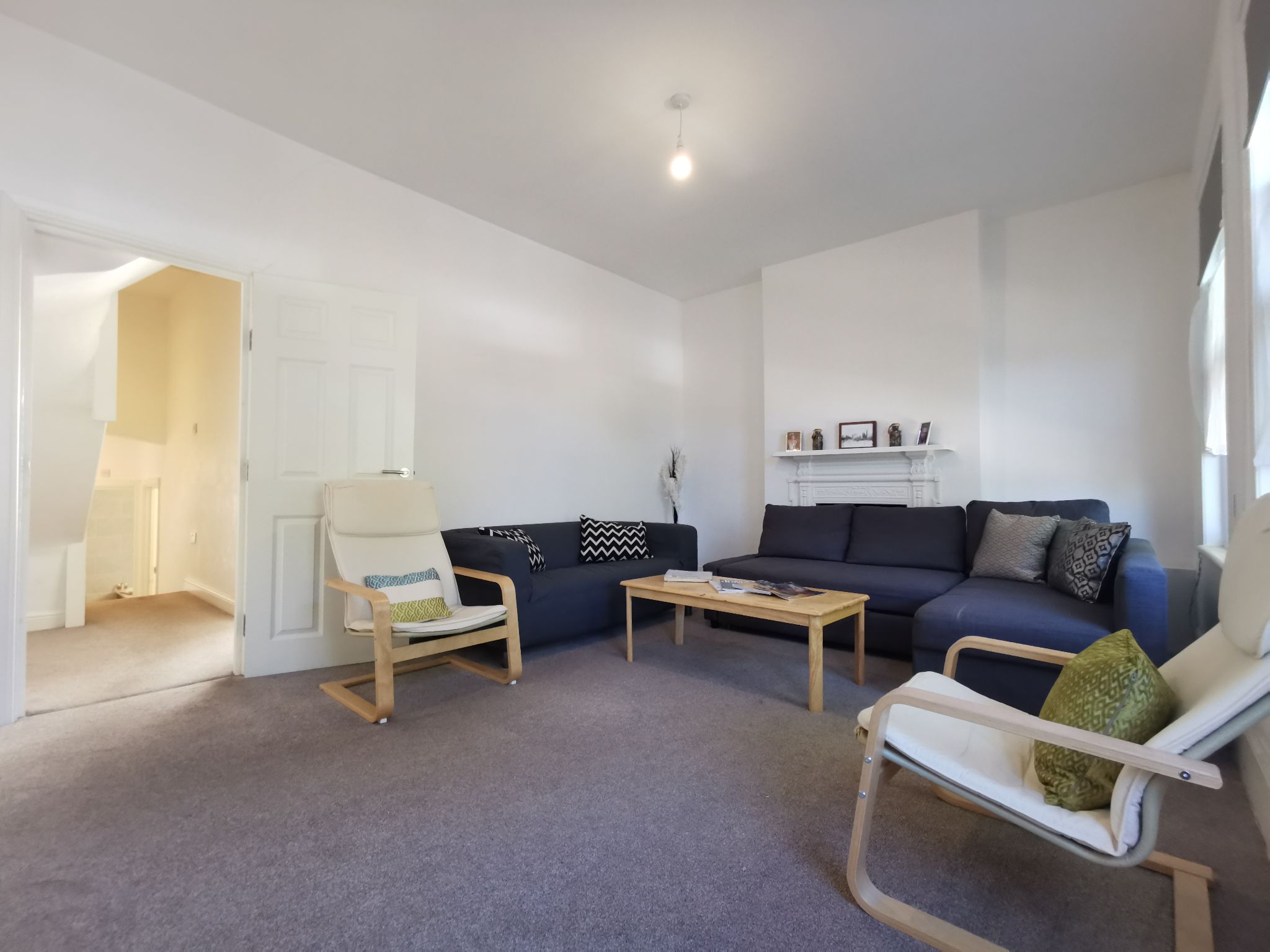 2 bedroom flat flat/apartment To Let in Willesden - Photograph 10