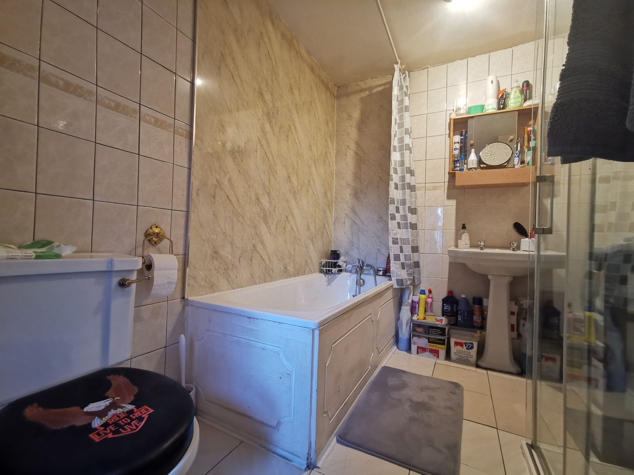 1 bedroom studio flat/apartment To Let in Willesden Green - Property photograph