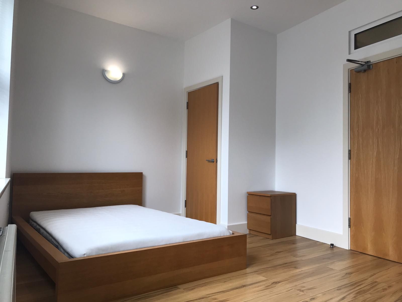2 bedroom apartment flat/apartment To Let in Willesden Green - SPACIOUS DOUBLE BEDROOM 2