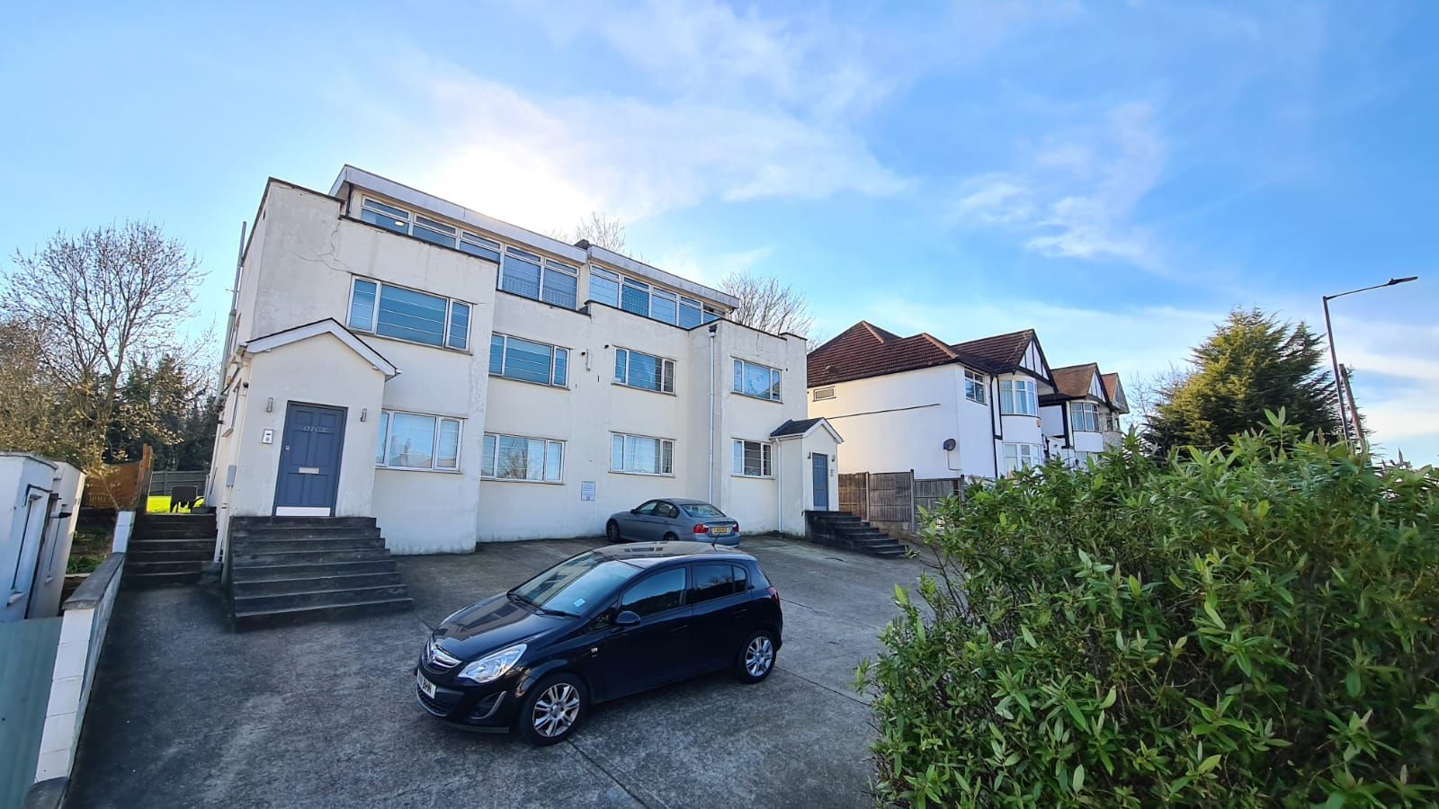 1 bedroom flat flat/apartment To Let in Wembley - Front of the building