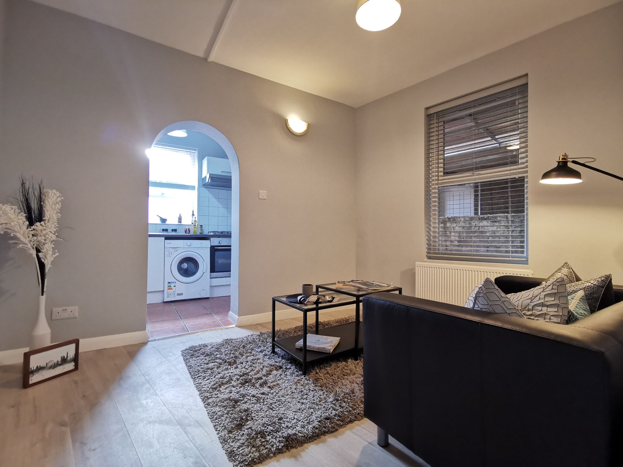 1 bedroom flat flat/apartment Under Offer in Willesden - Photograph 1