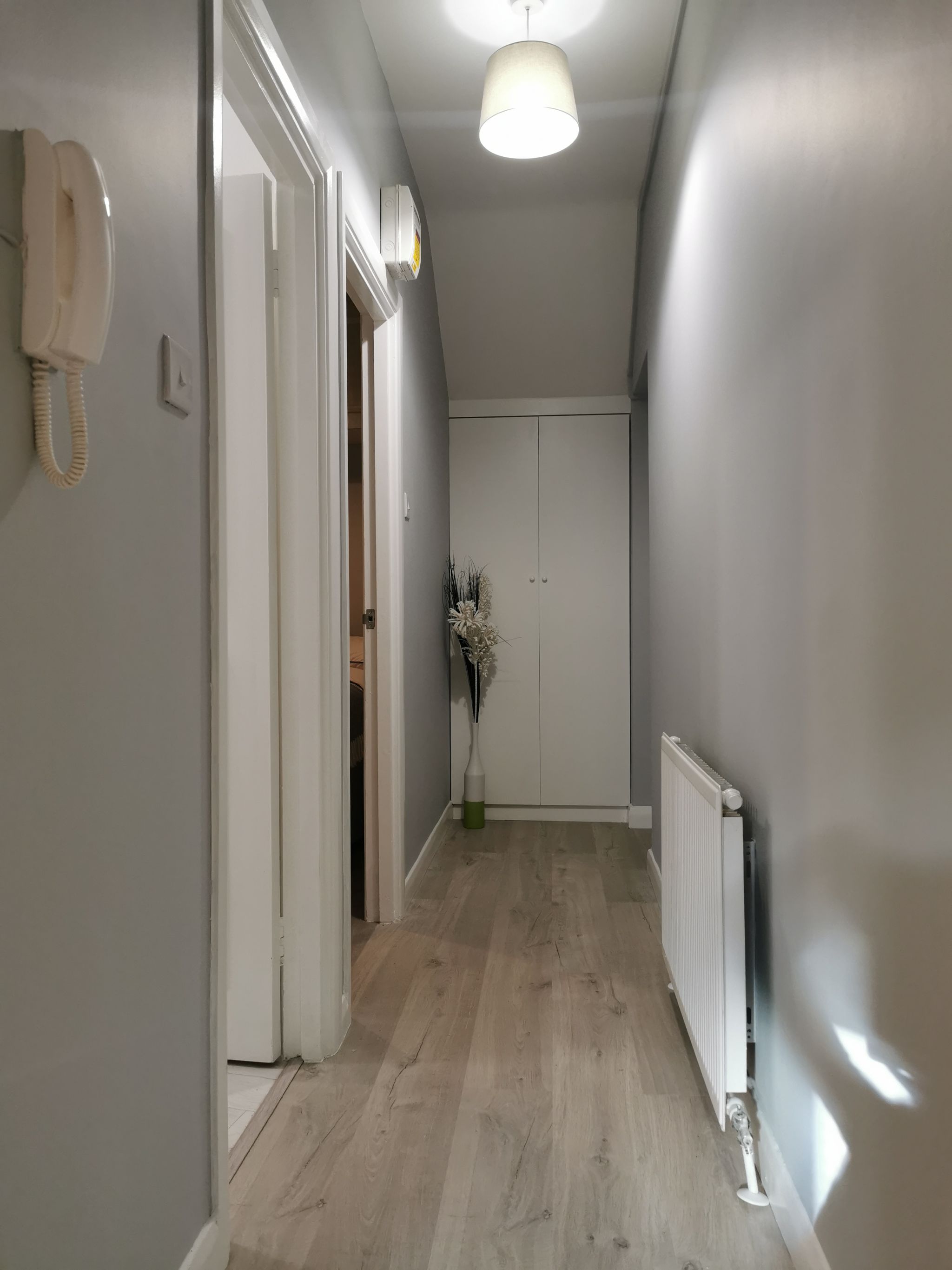 1 bedroom flat flat/apartment Under Offer in Willesden - Photograph 4