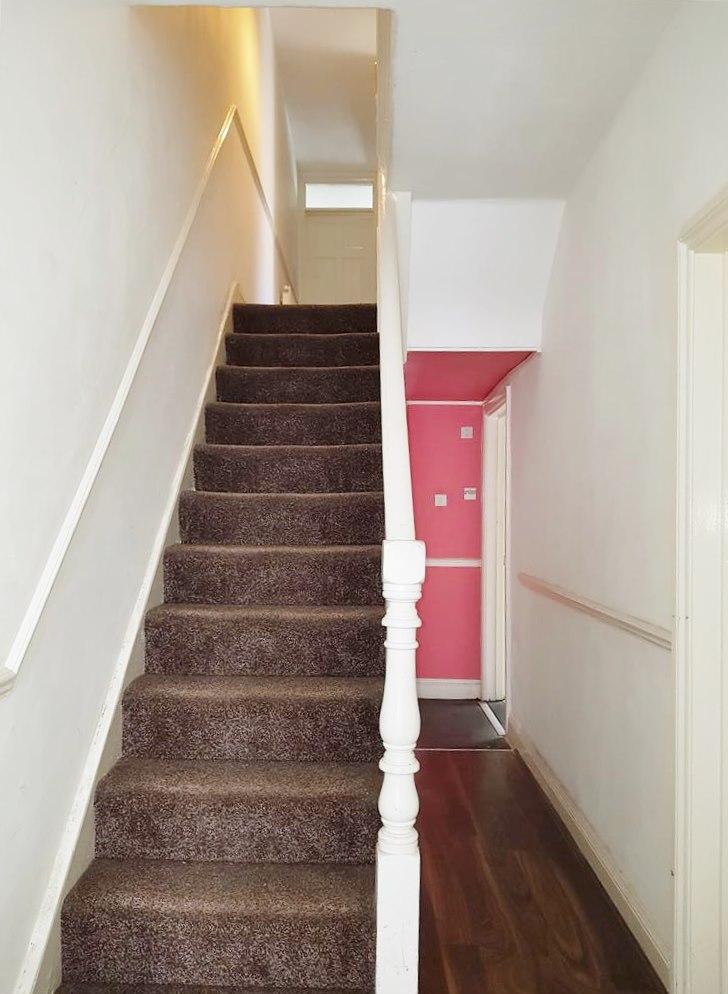 1 bedroom shared flat/apartment To Let in Willesden - Communal Hallway