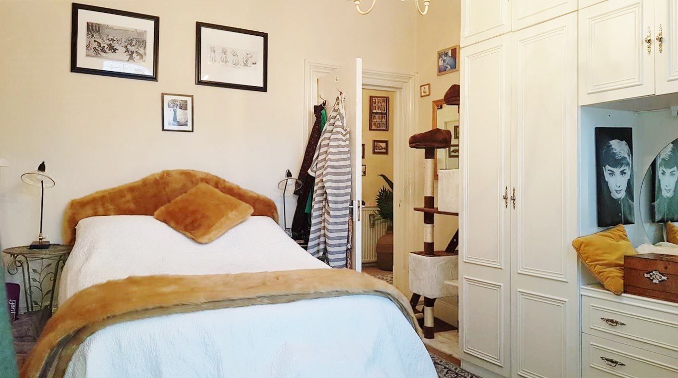 2 bedroom flat flat/apartment To Let in London - LARGE DOUBLE BEDROOM