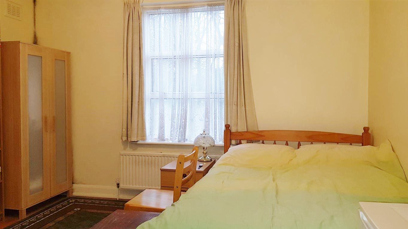 1 bedroom studio flat/apartment To Let in London - DOUBLE BED