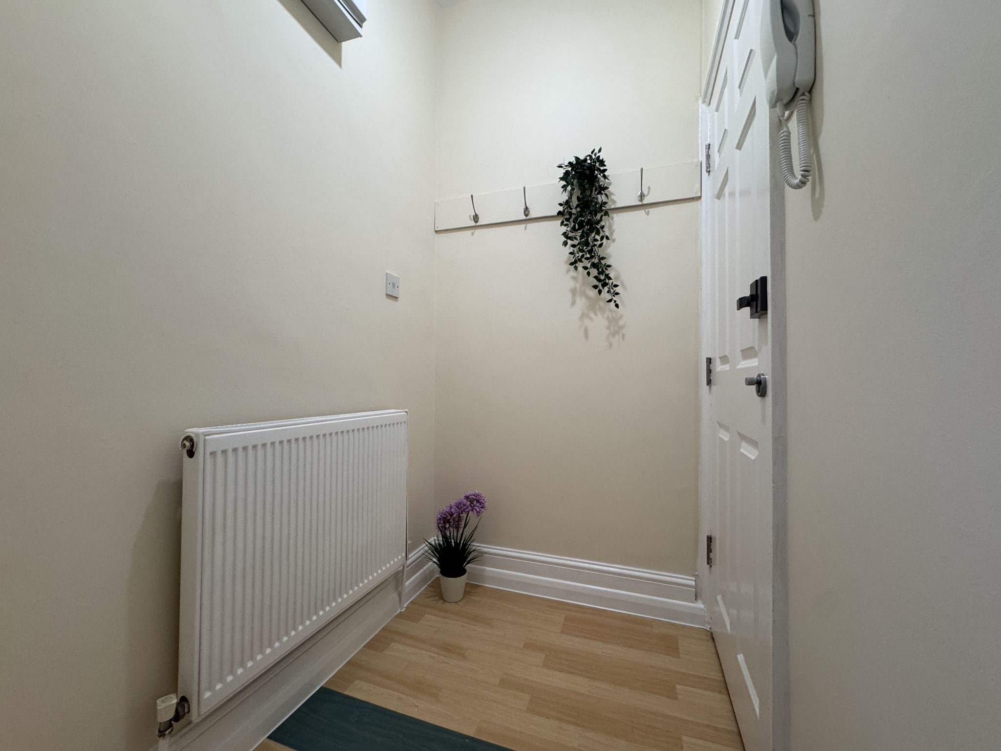 1 bedroom apartment flat/apartment To Let in London - Photograph 6