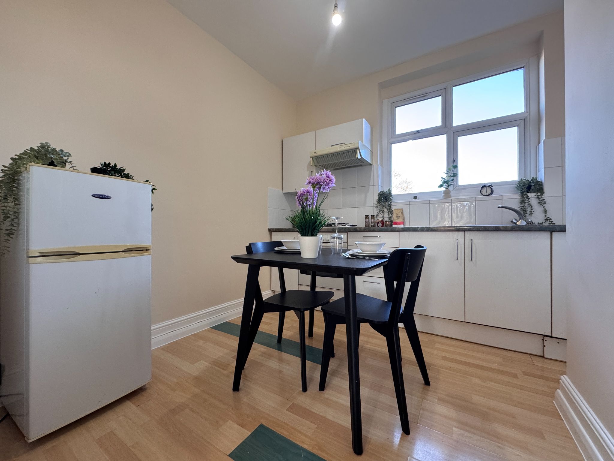 1 bedroom apartment flat/apartment To Let in London - Photograph 4