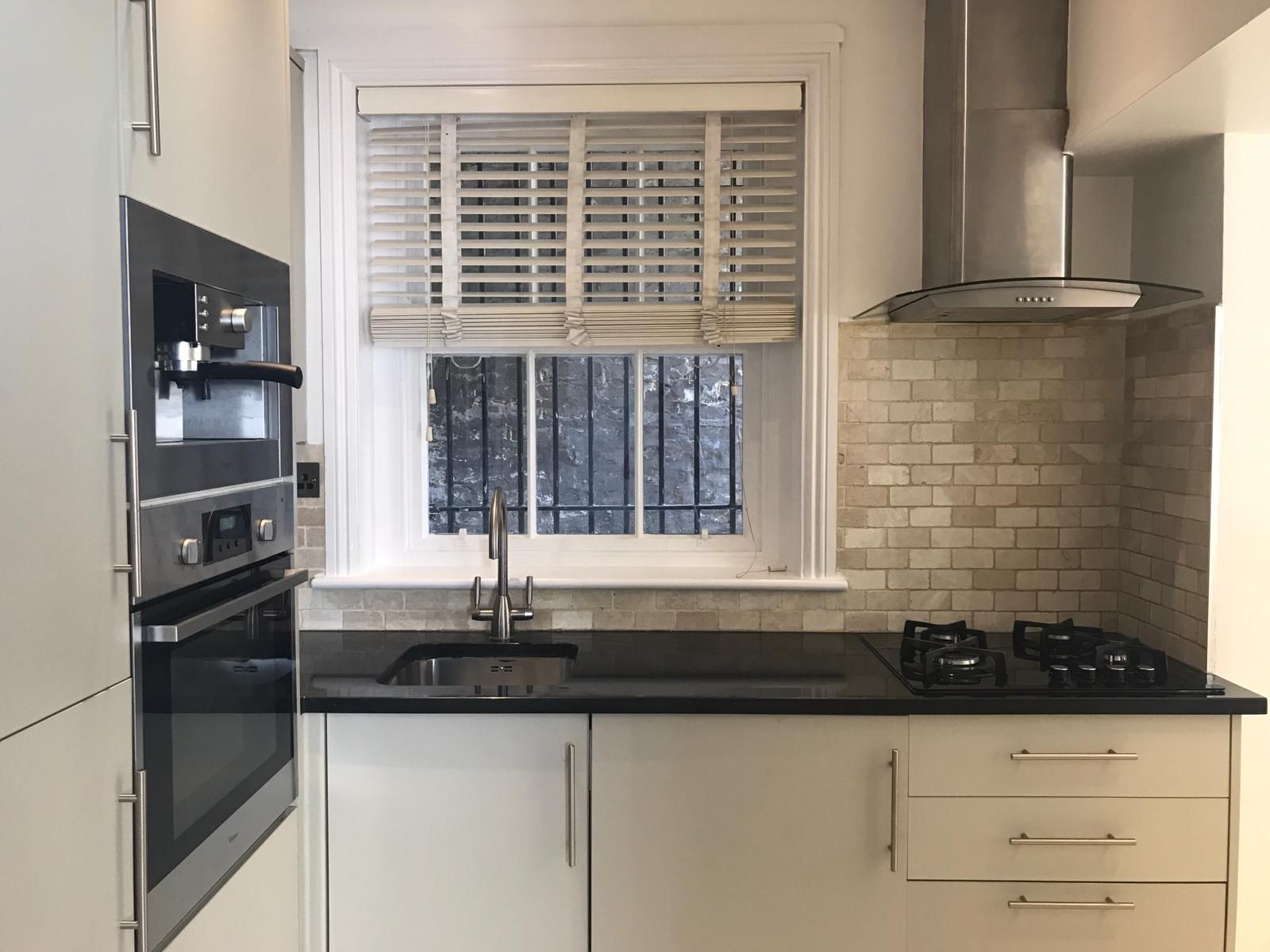 2 bedroom flat flat/apartment To Let in London - Fully fitted kitchen