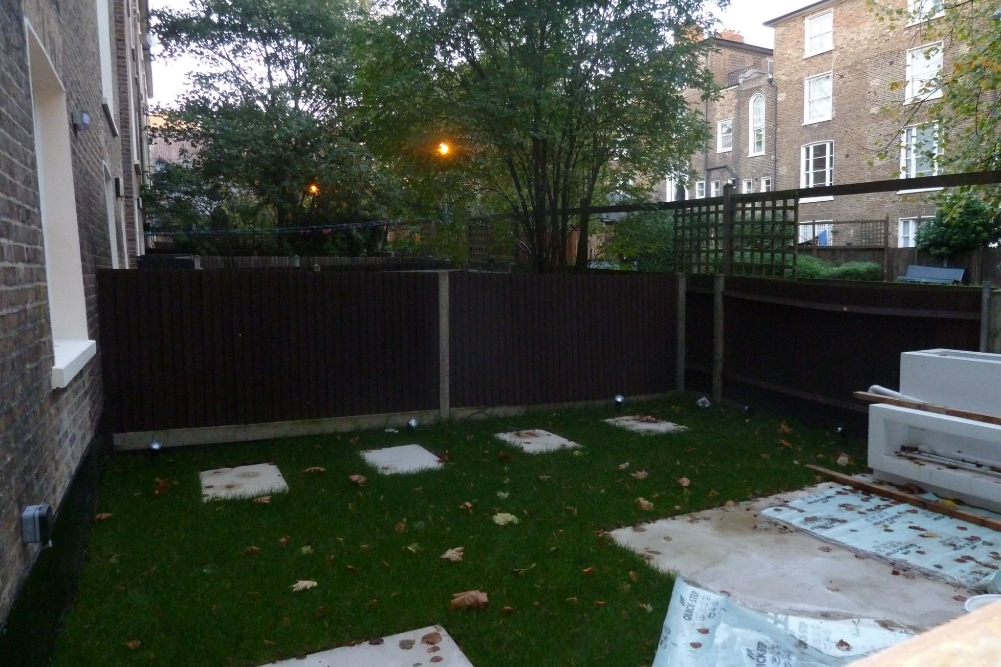 2 bedroom flat flat/apartment Under Offer in London - Private back garden