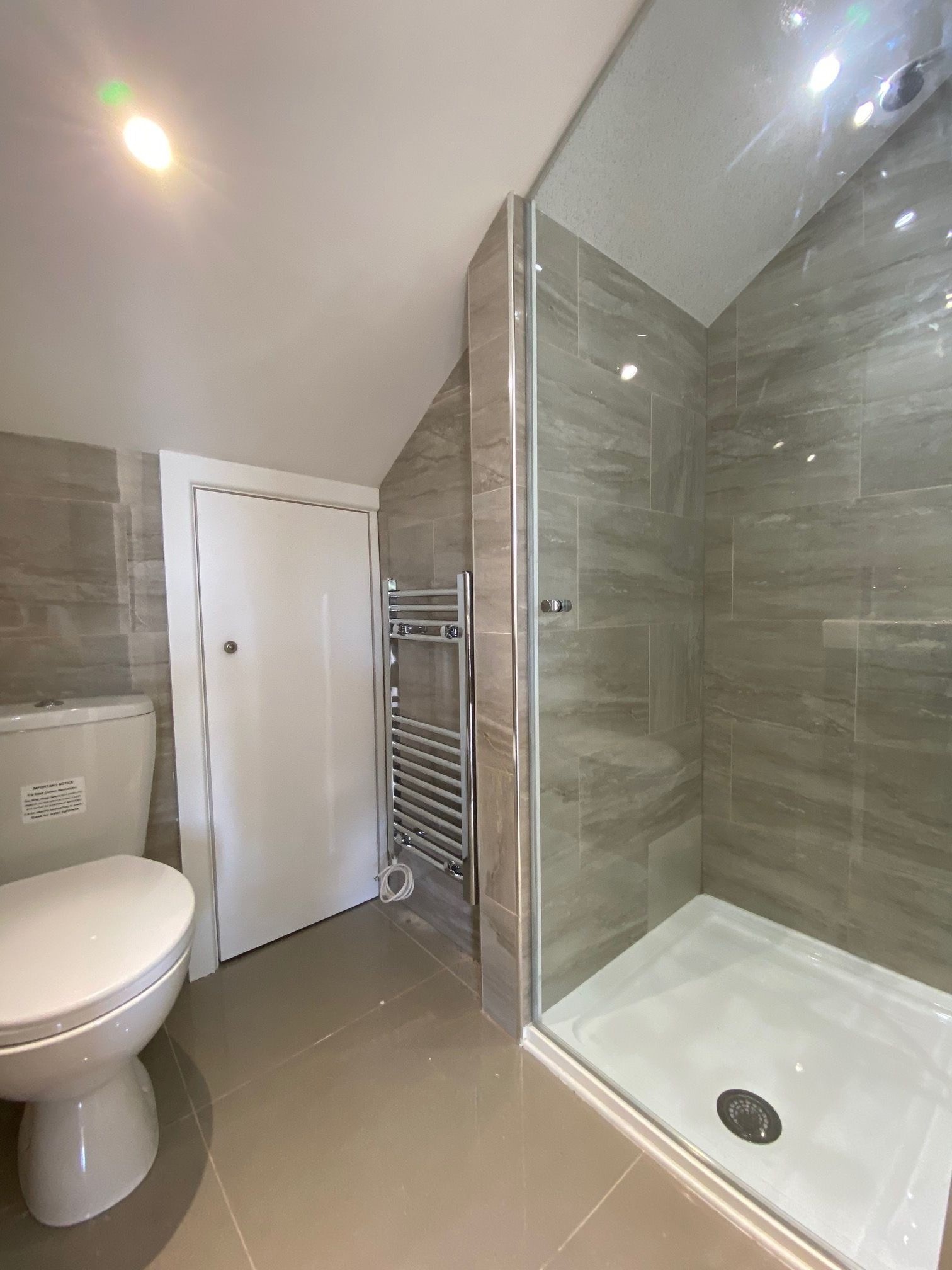 1 bedroom studio flat/apartment To Let in Willesden Green - Photograph 5