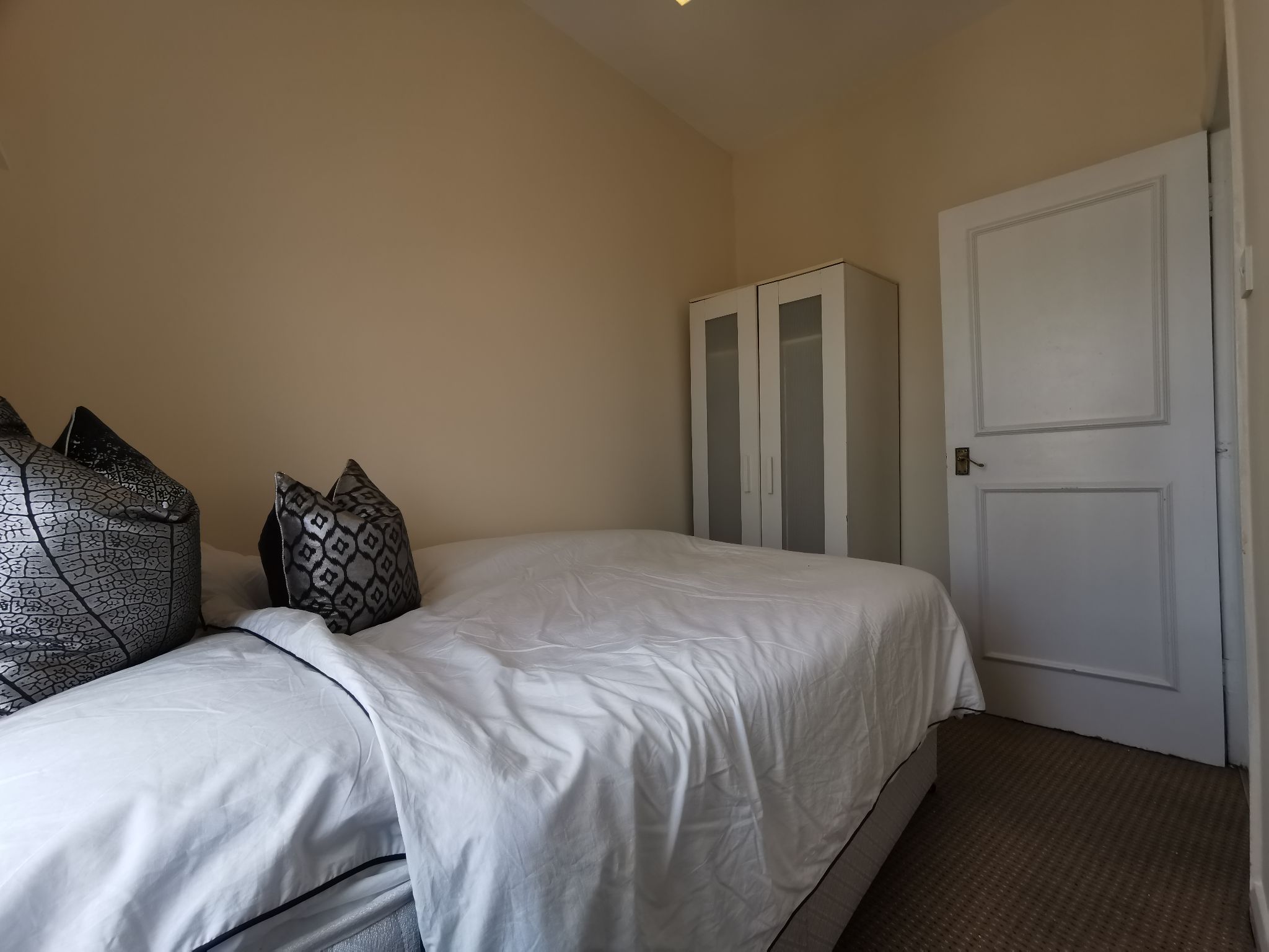1 bedroom apartment flat/apartment Let in Willesden - Photograph 6