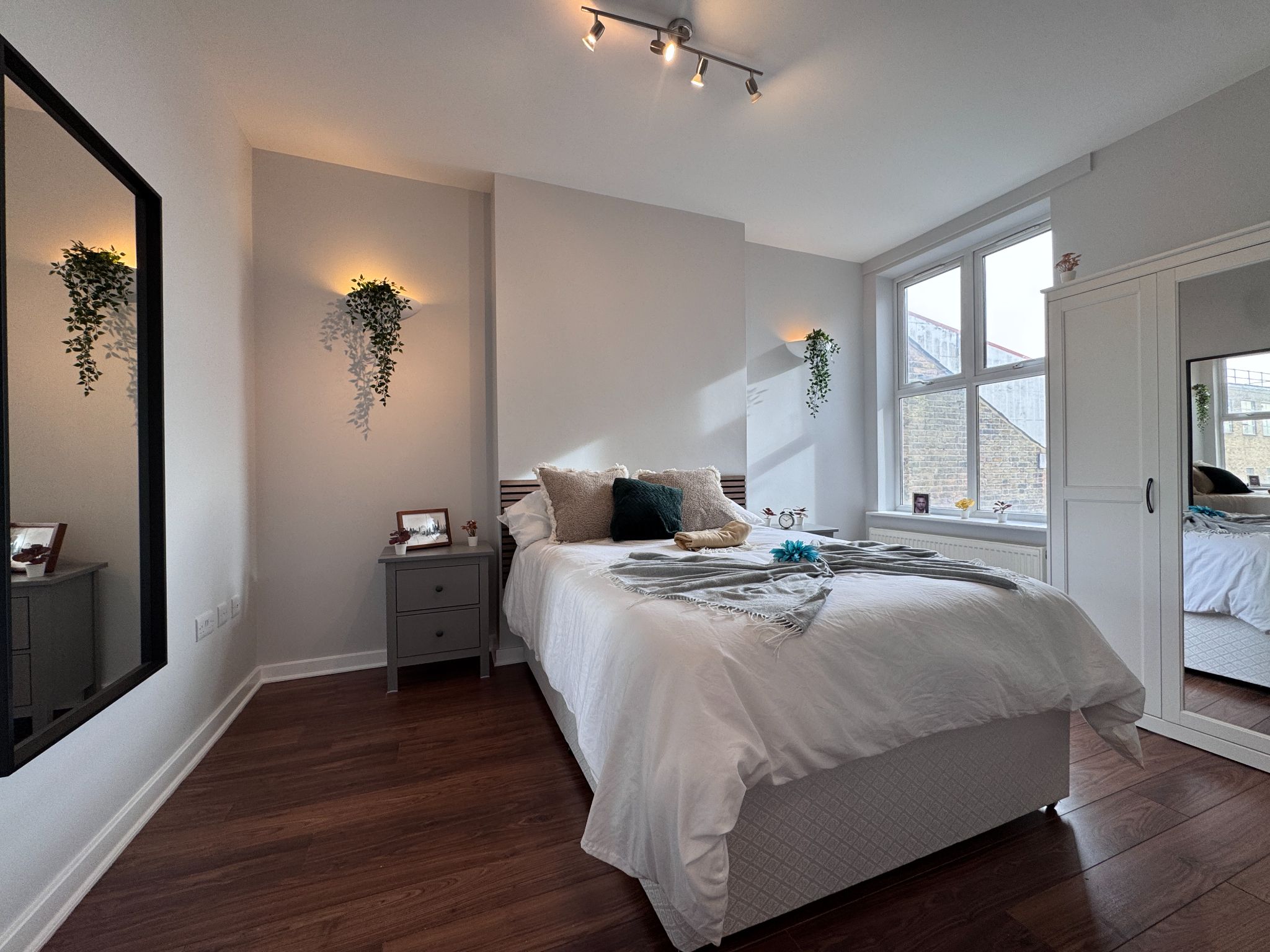 2 bedroom flat flat/apartment To Let in Enfield - Property photograph