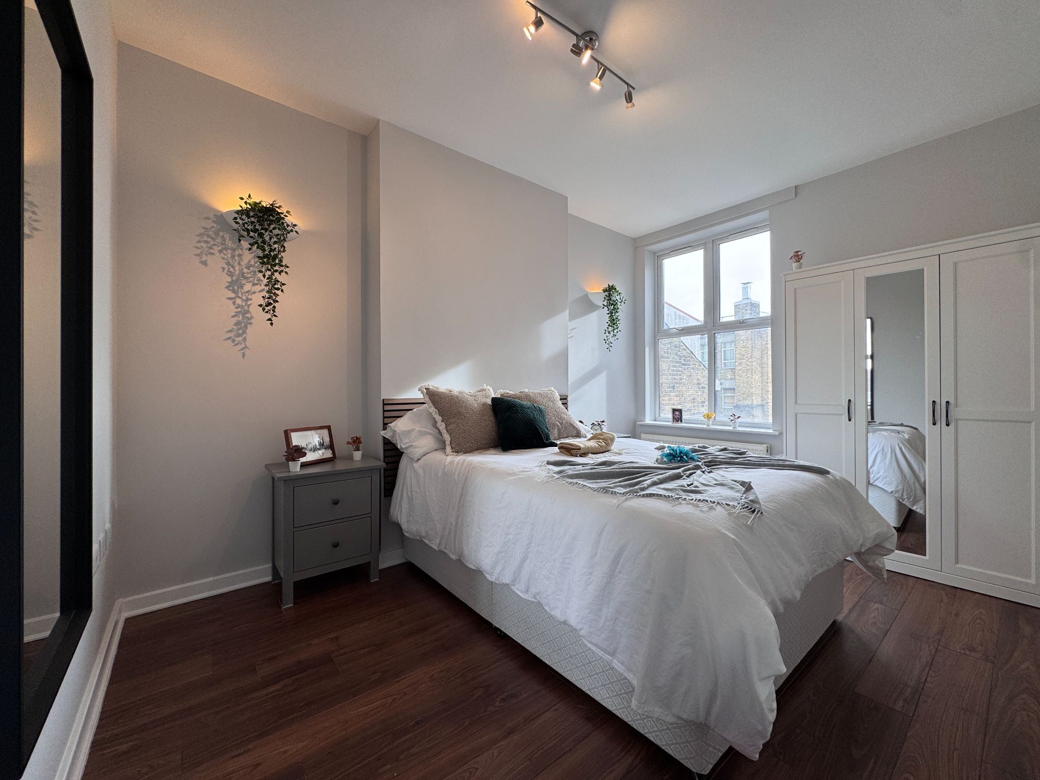 2 bedroom flat flat/apartment To Let in Enfield - Property photograph