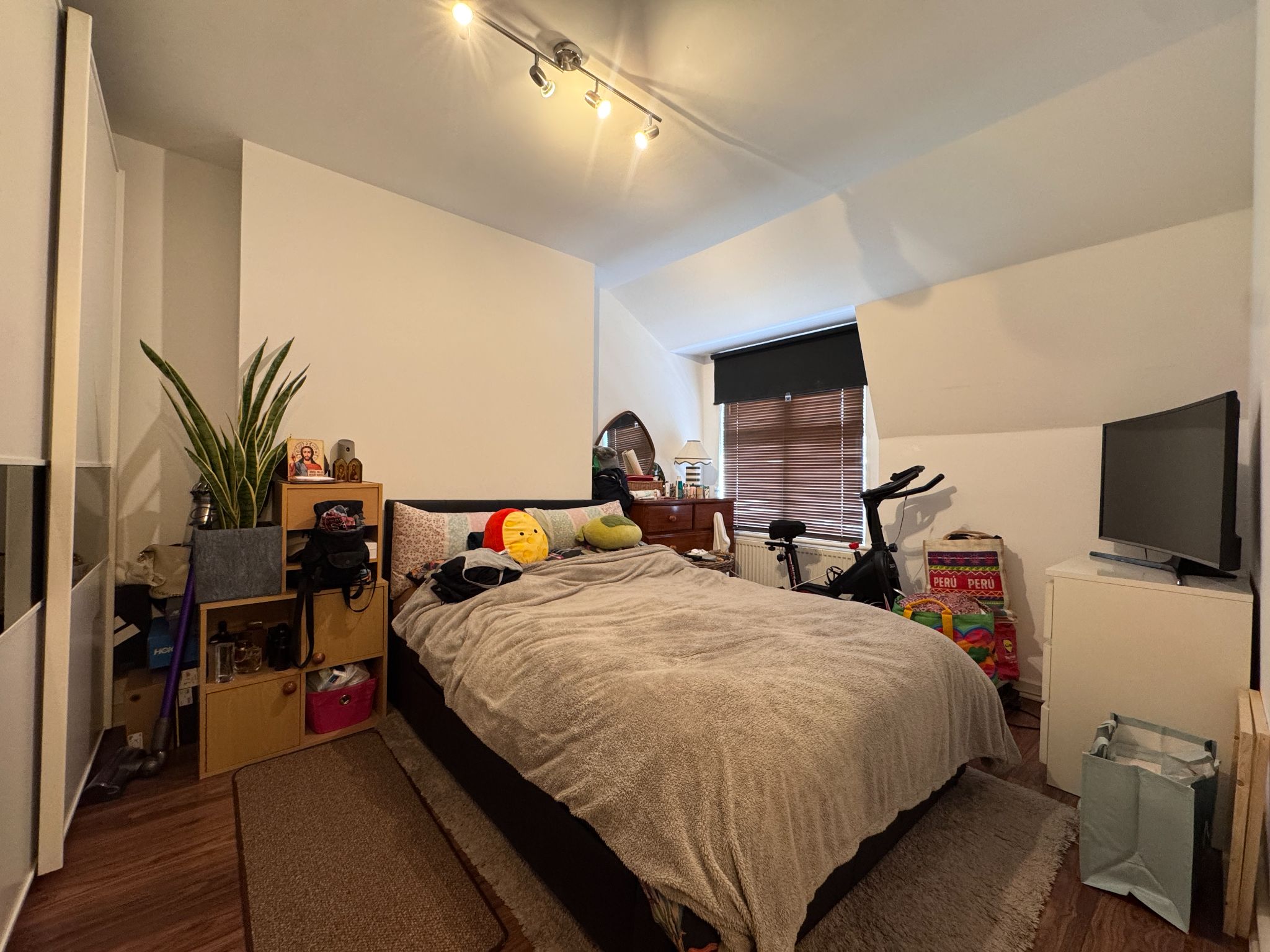 1 bedroom apartment flat/apartment To Let in Enfield - Photograph 4