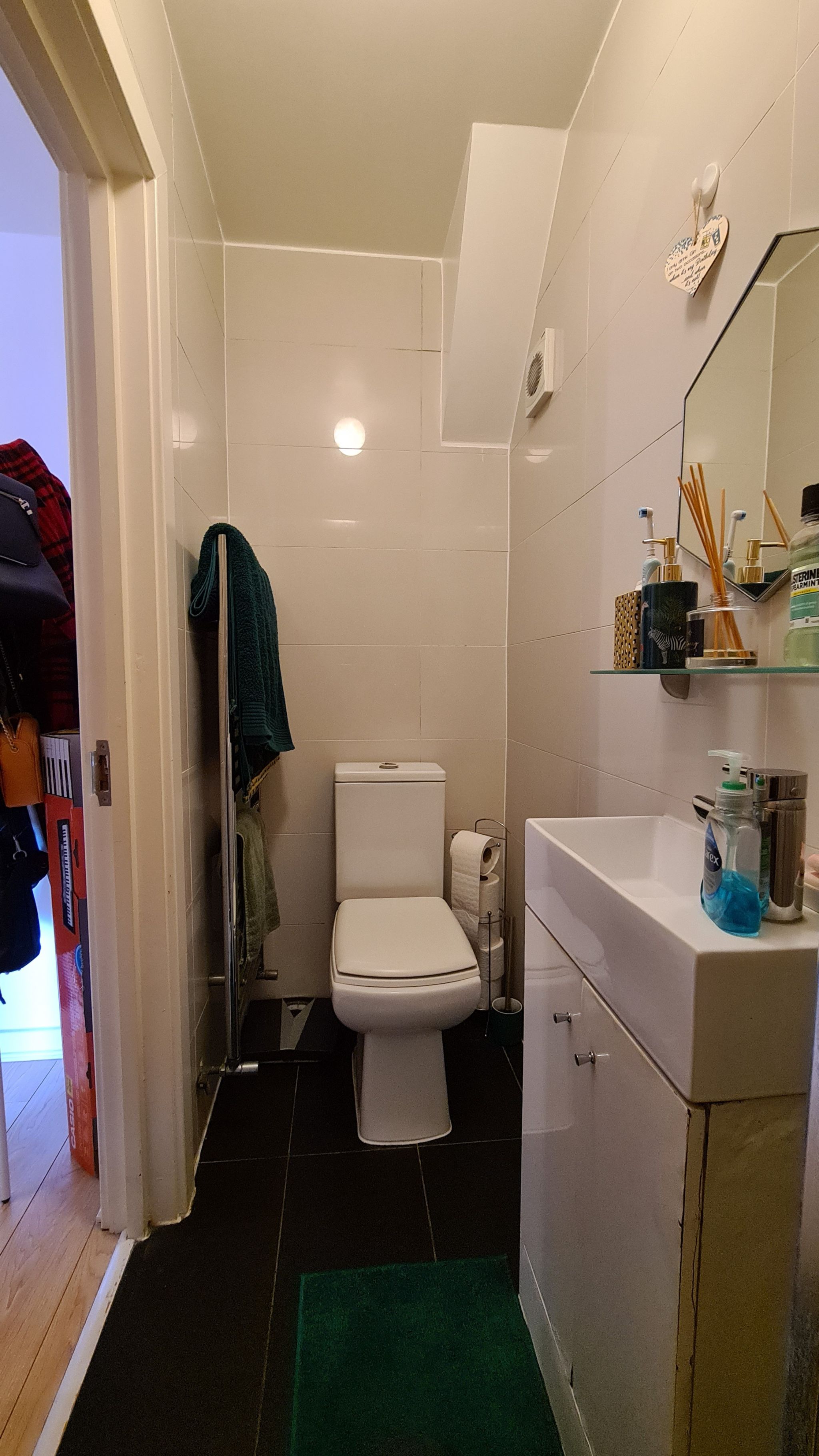 1 bedroom apartment flat/apartment To Let in Enfield - Photograph 6