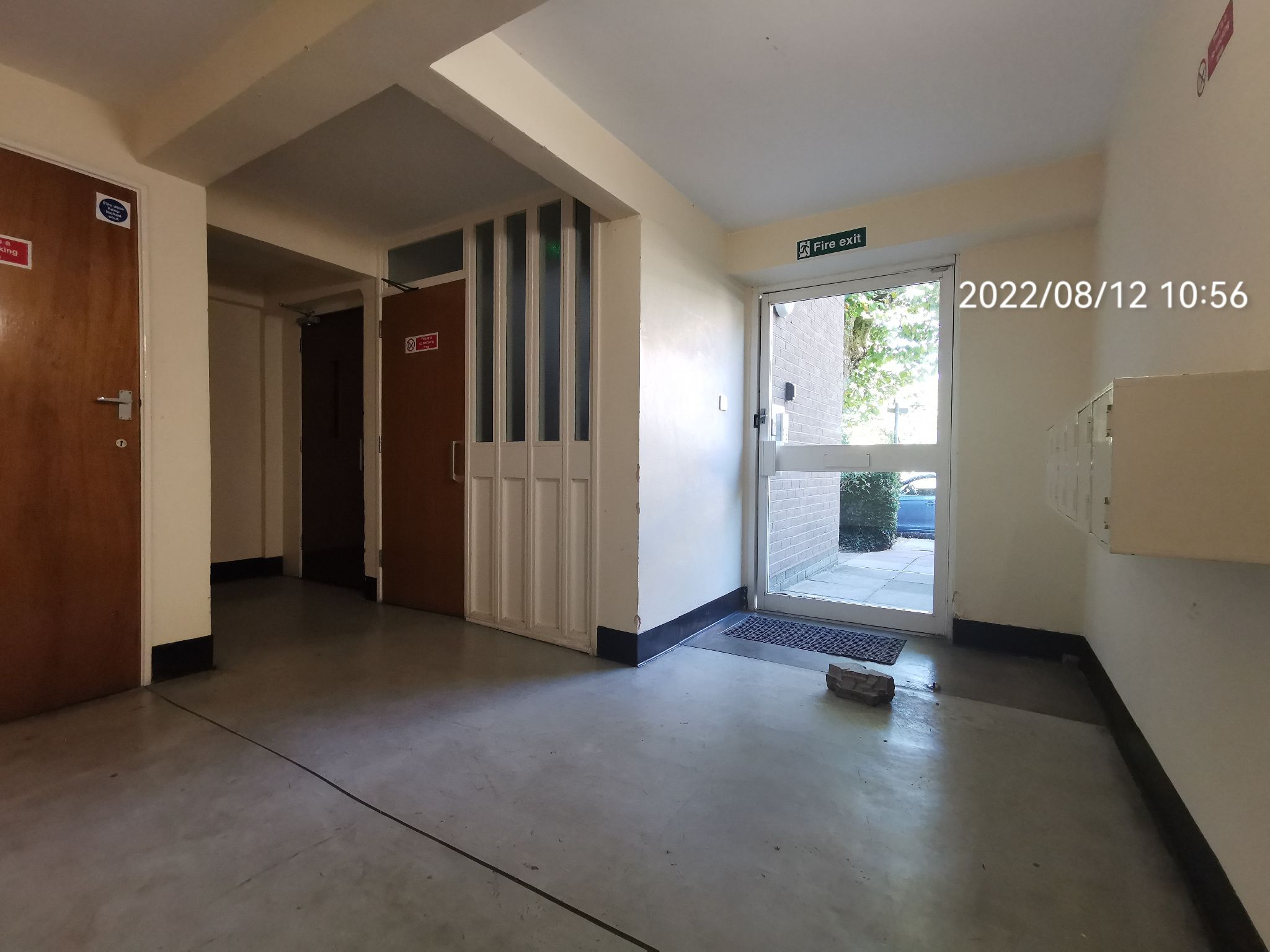 2 bedroom apartment flat/apartment Under Offer in London - Photograph 13