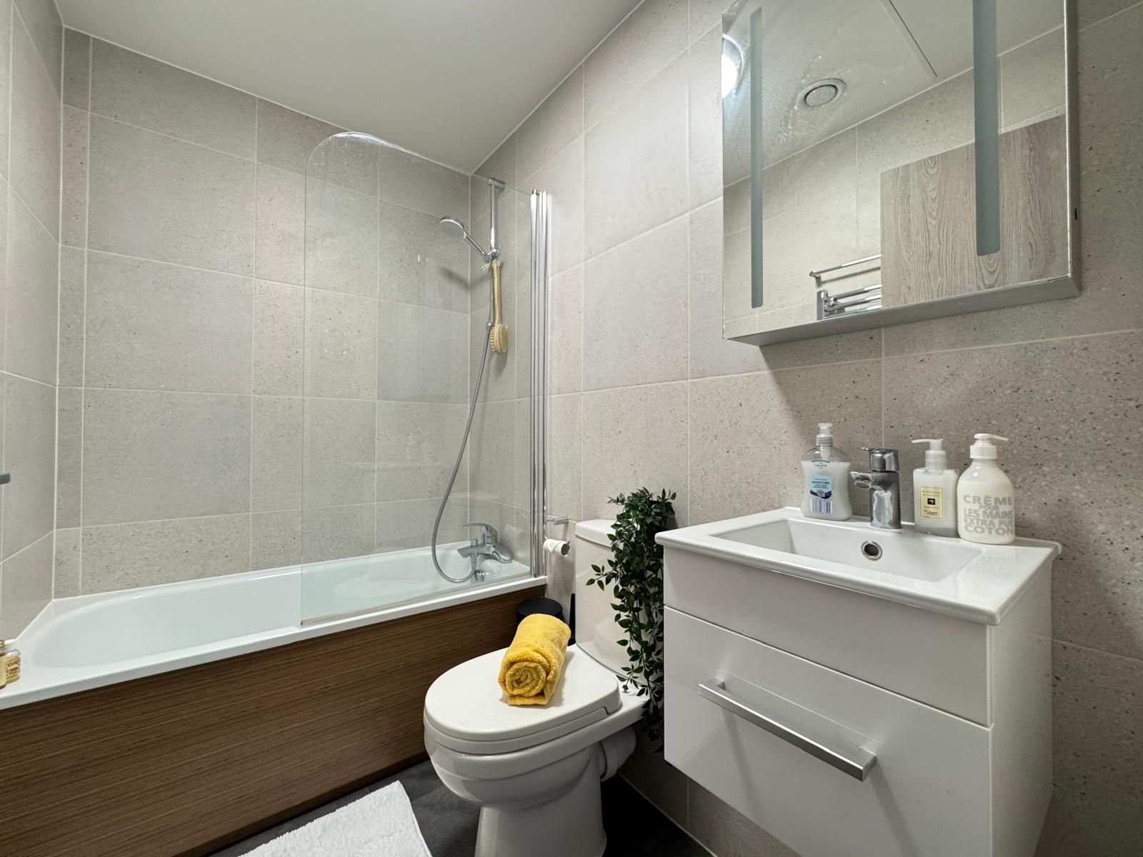 1 bedroom apartment flat/apartment To Let in Willesden Green - Property photograph