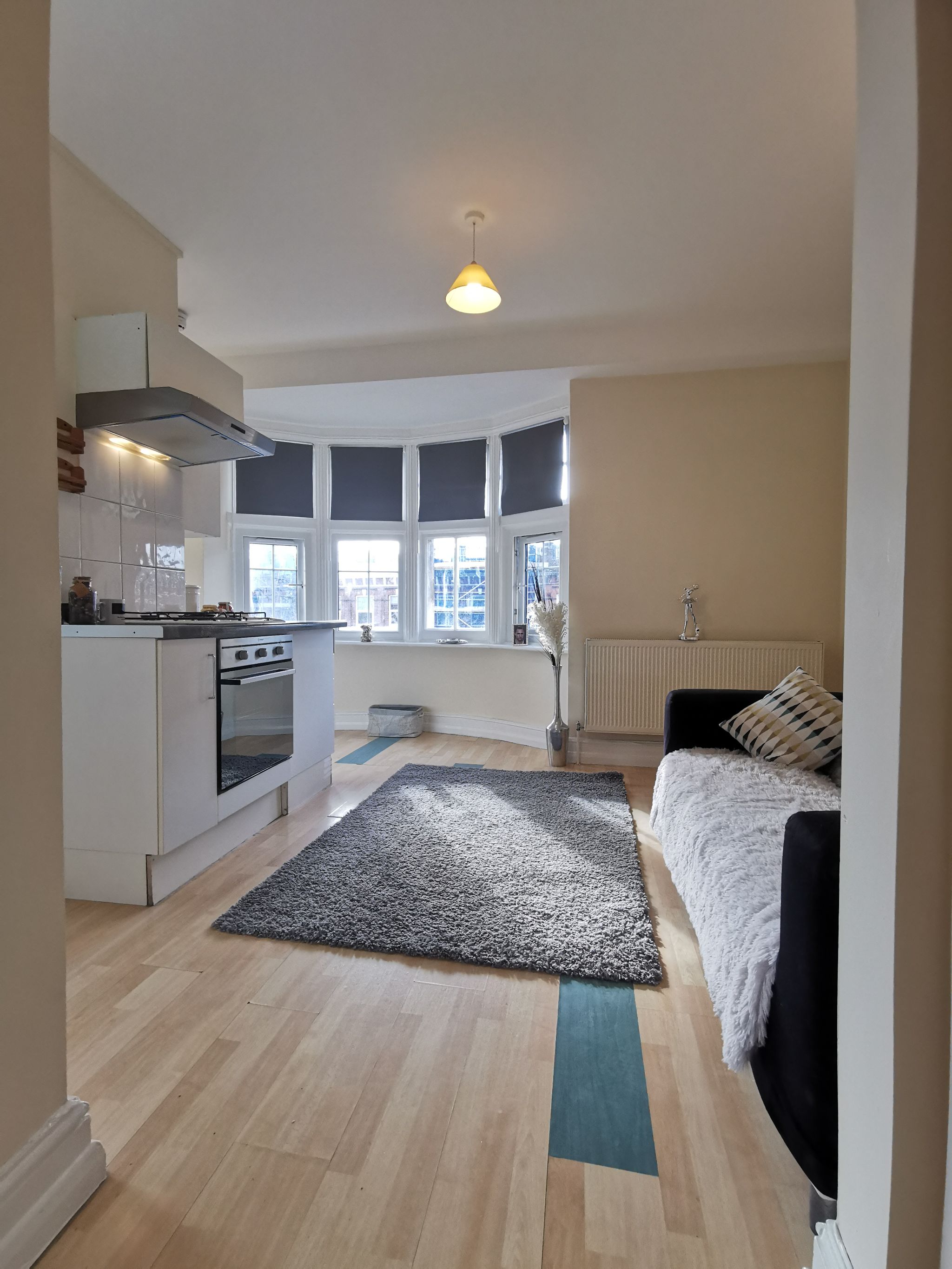 1 bedroom flat flat/apartment To Let in London - Photograph 8