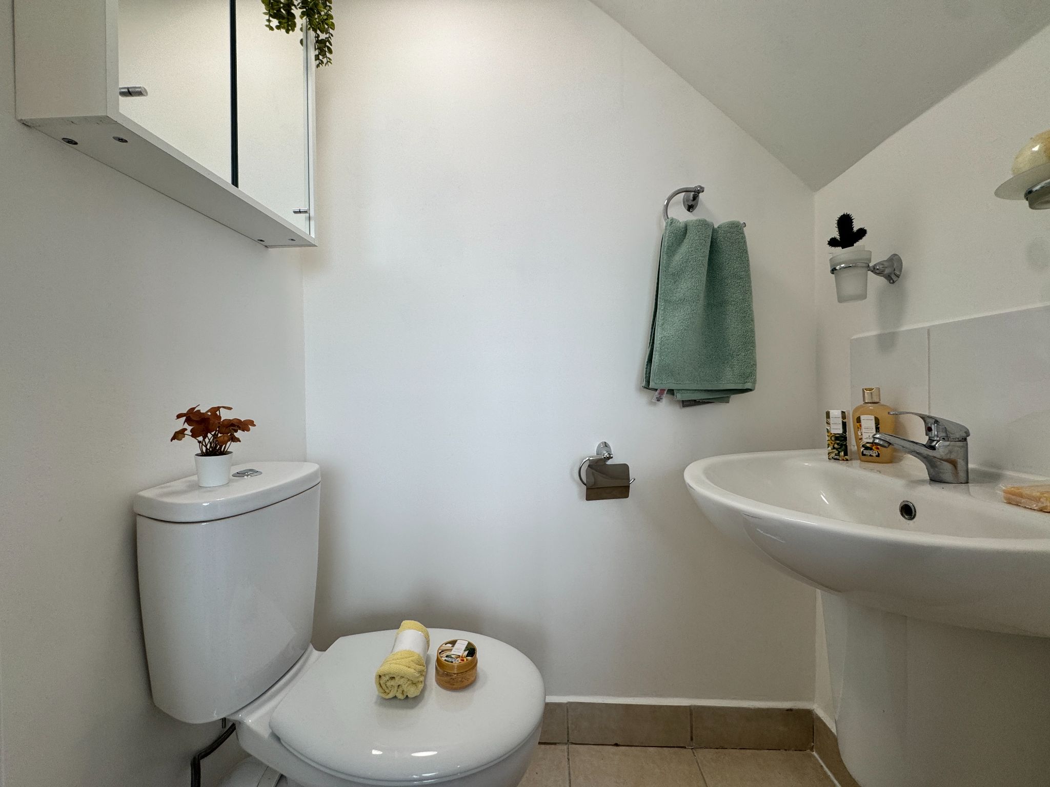 1 bedroom apartment flat/apartment To Let in Wembley - Property photograph