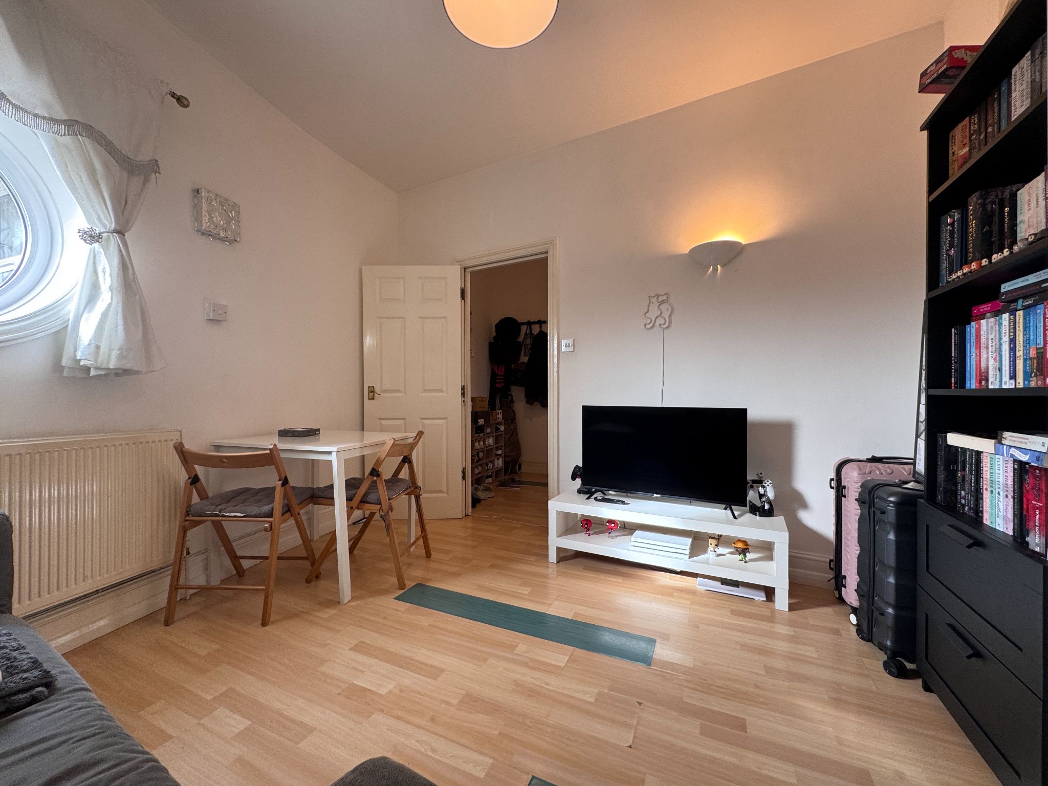 1 bedroom flat flat/apartment To Let in London - Photograph 6