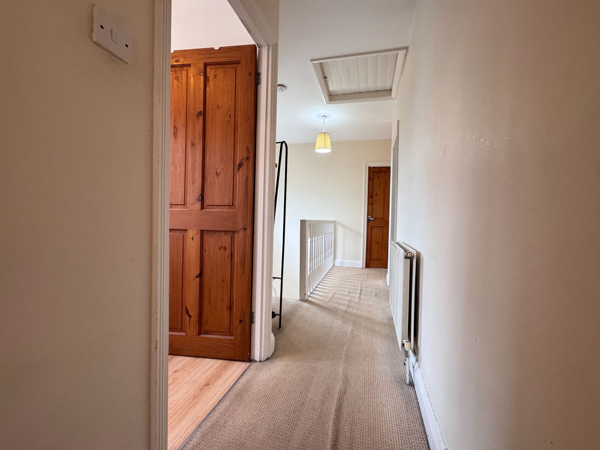 2 bedroom flat flat/apartment To Let in Willesden Green - Photograph 5
