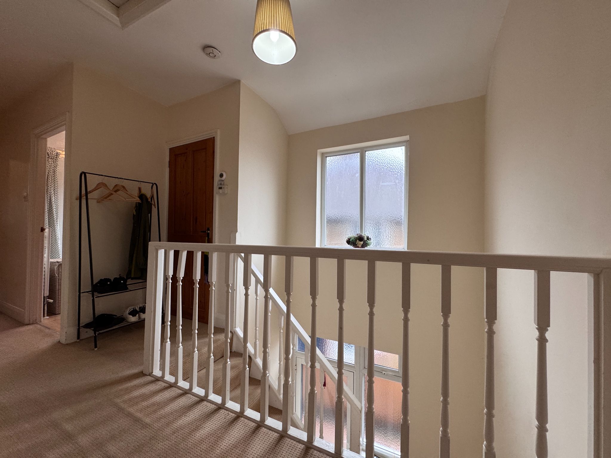2 bedroom flat flat/apartment To Let in Willesden Green - Photograph 4