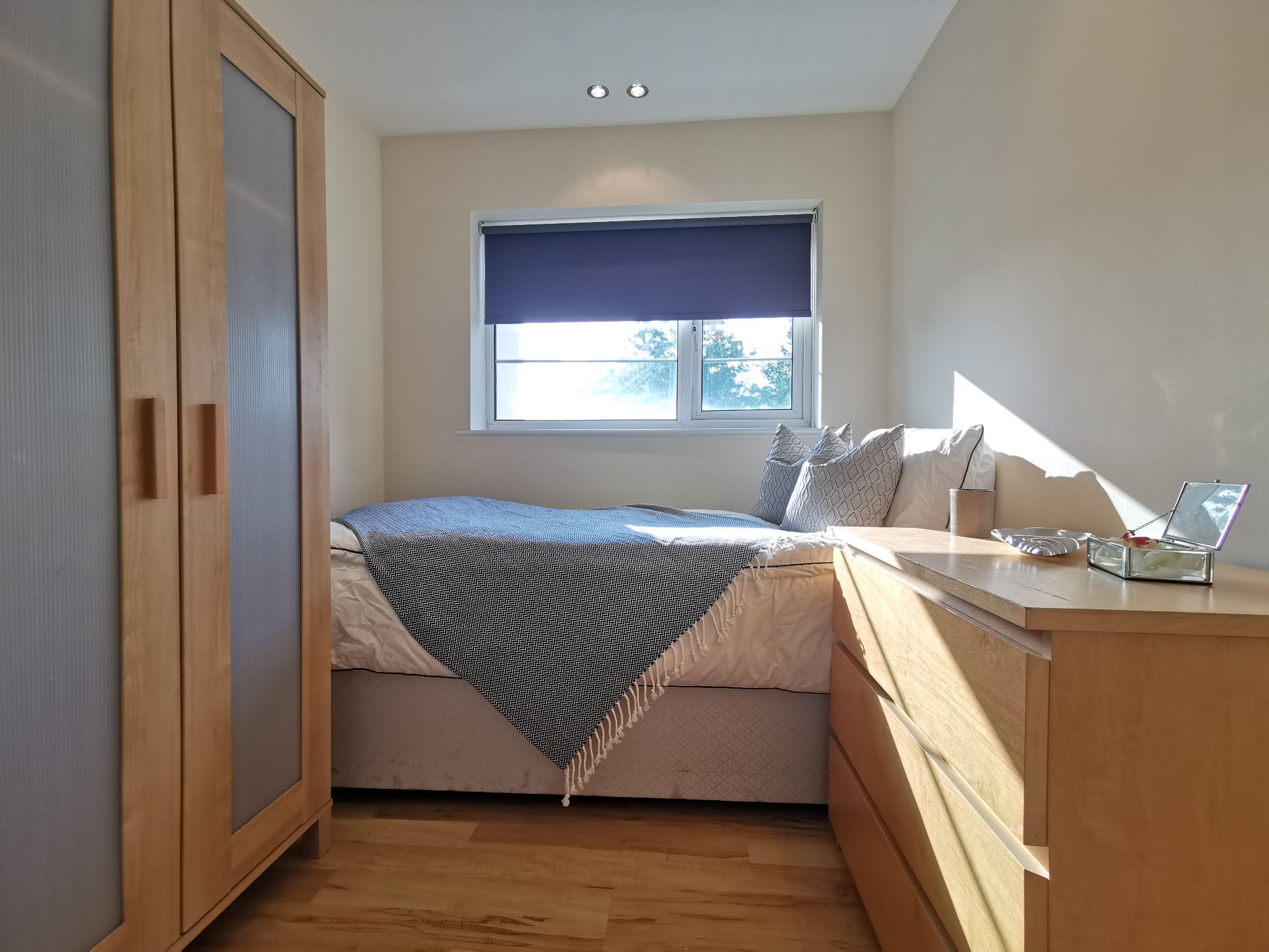 2 bedroom apartment flat/apartment To Let in Wembley - Photograph 1