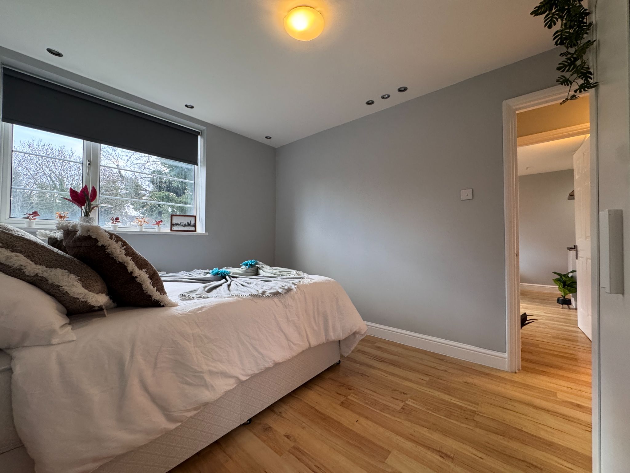 2 bedroom apartment flat/apartment To Let in Wembley - Photograph 7