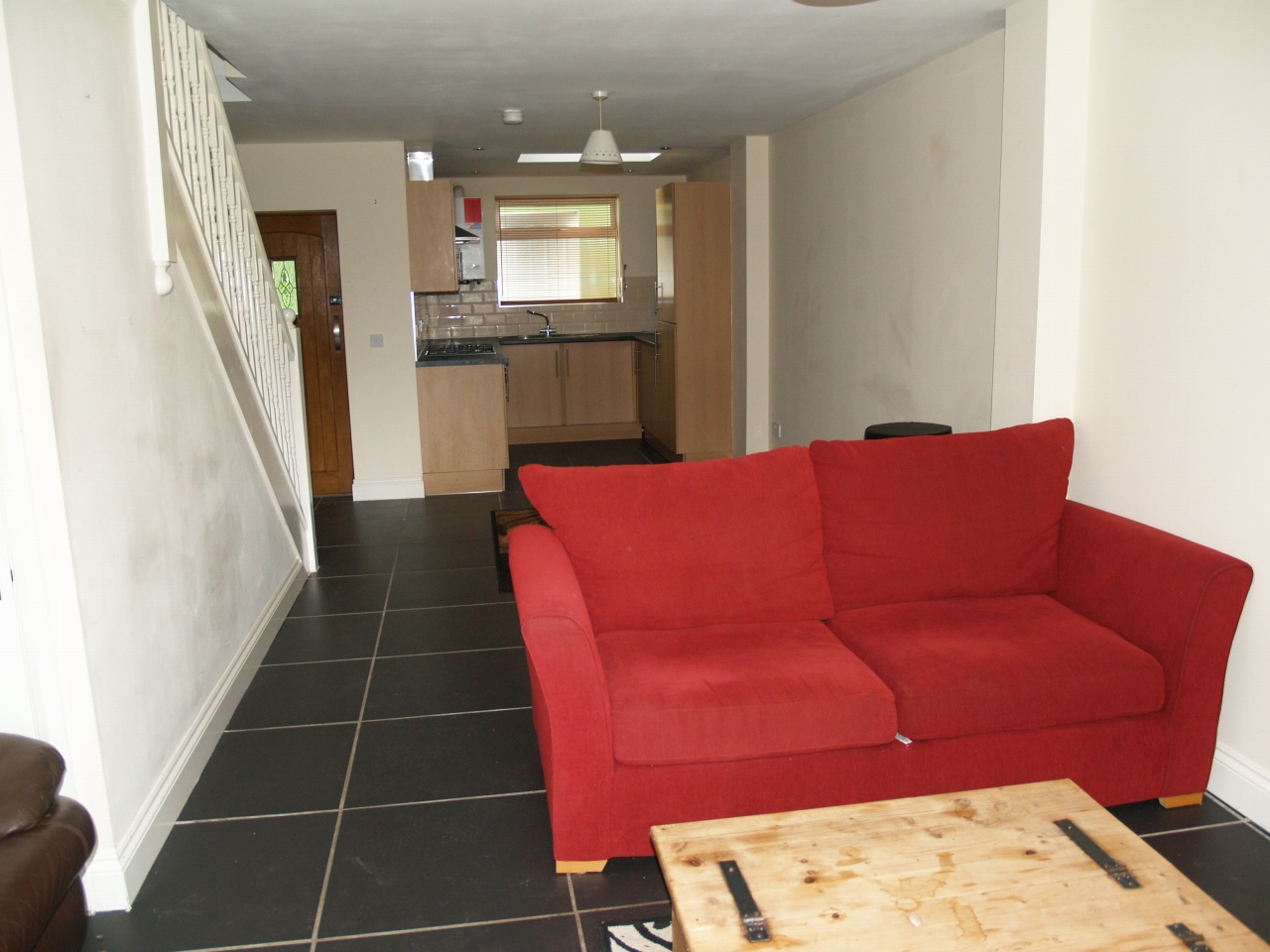 3 bedroom mid terraced house For Sale in Birmingham - Photograph 2.
