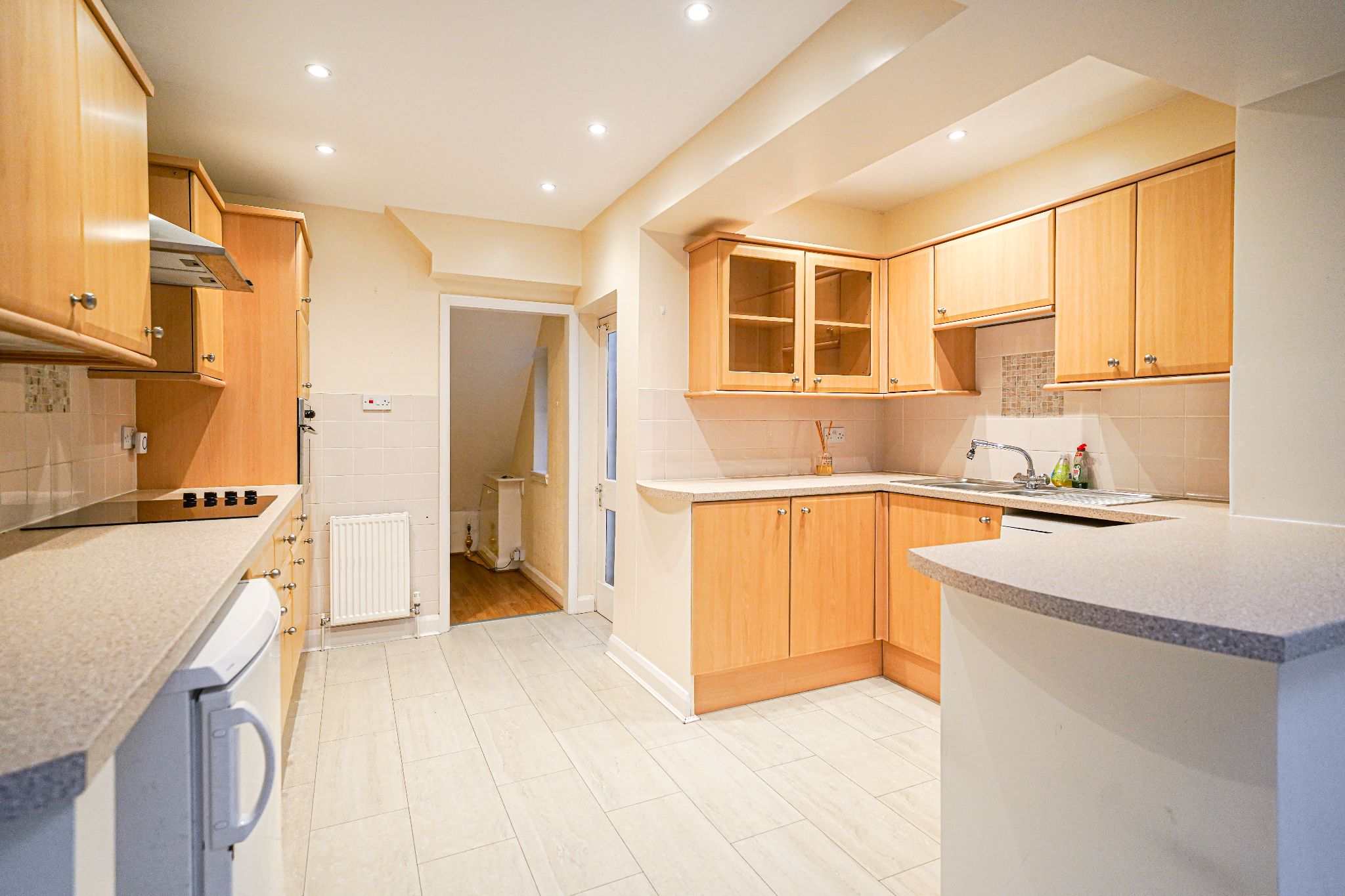 3 bedroom semi-detached house For Sale in Solihull - Photograph 5.