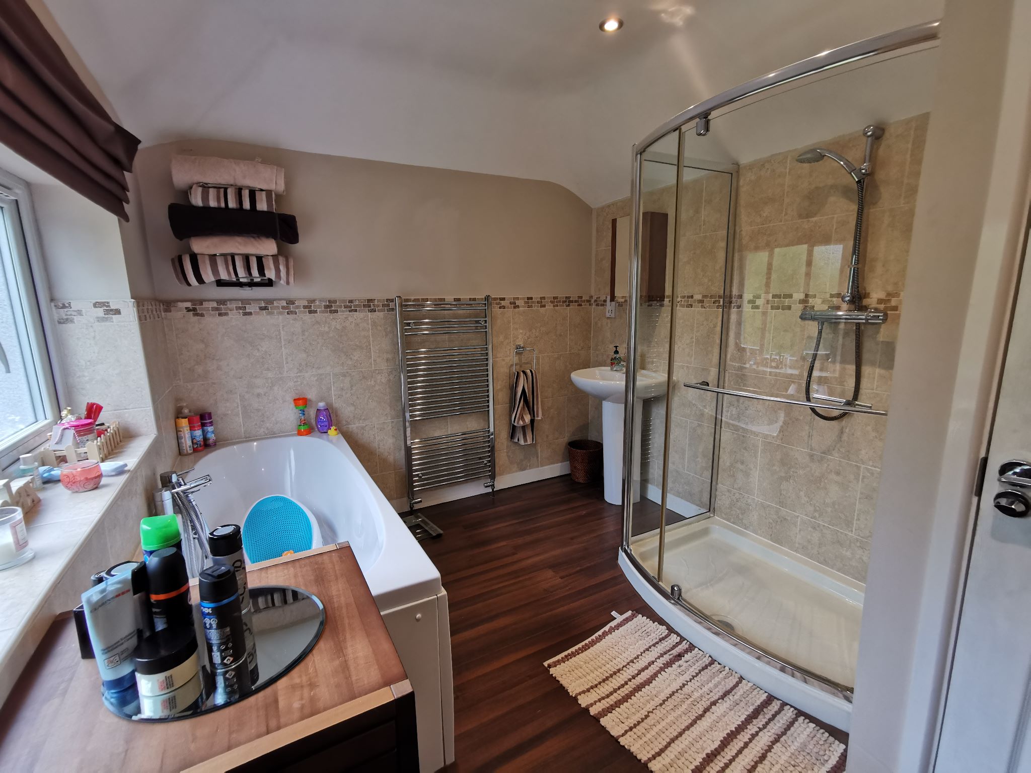 4 bedroom semi-detached house Let Agreed in Solihull - Photograph 12.