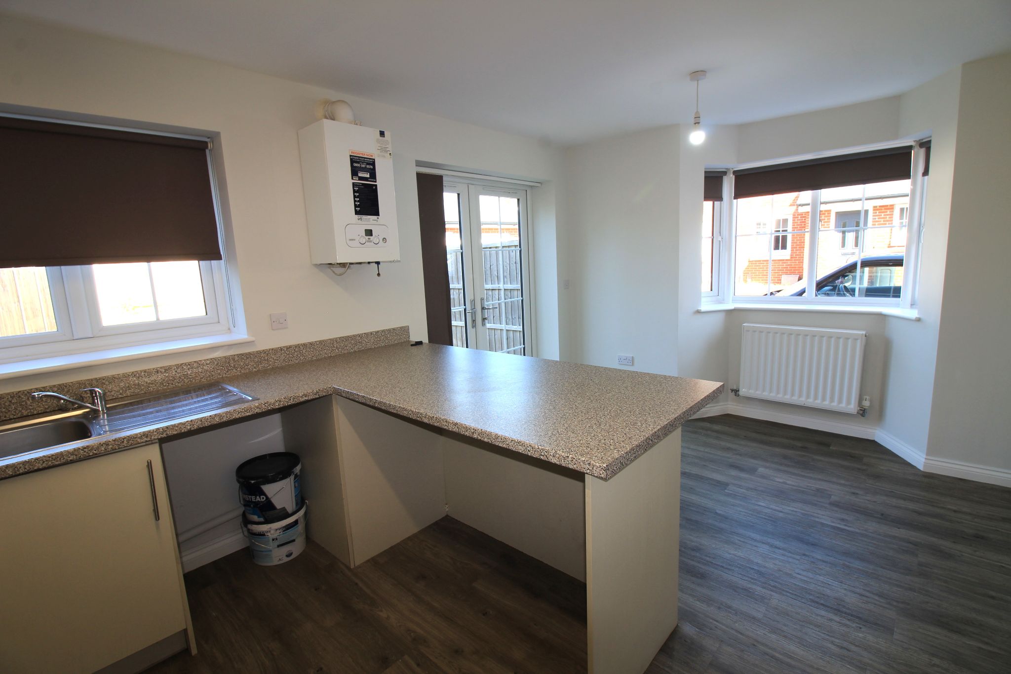 5 bedroom semi-detached house To Let in Birmingham - Photograph 7.