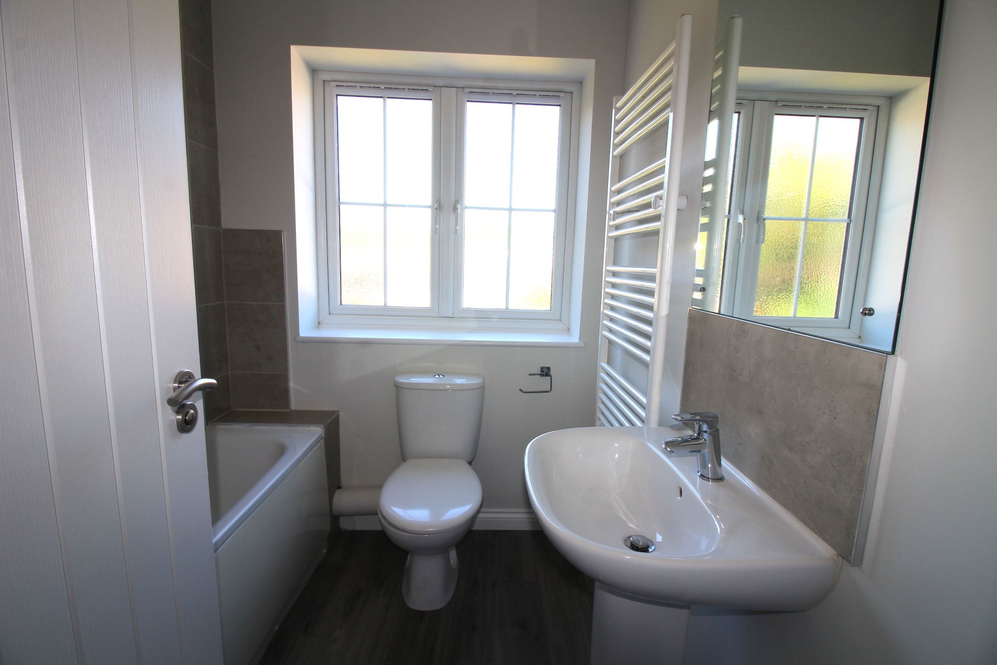 5 bedroom semi-detached house To Let in Birmingham - Photograph 12.