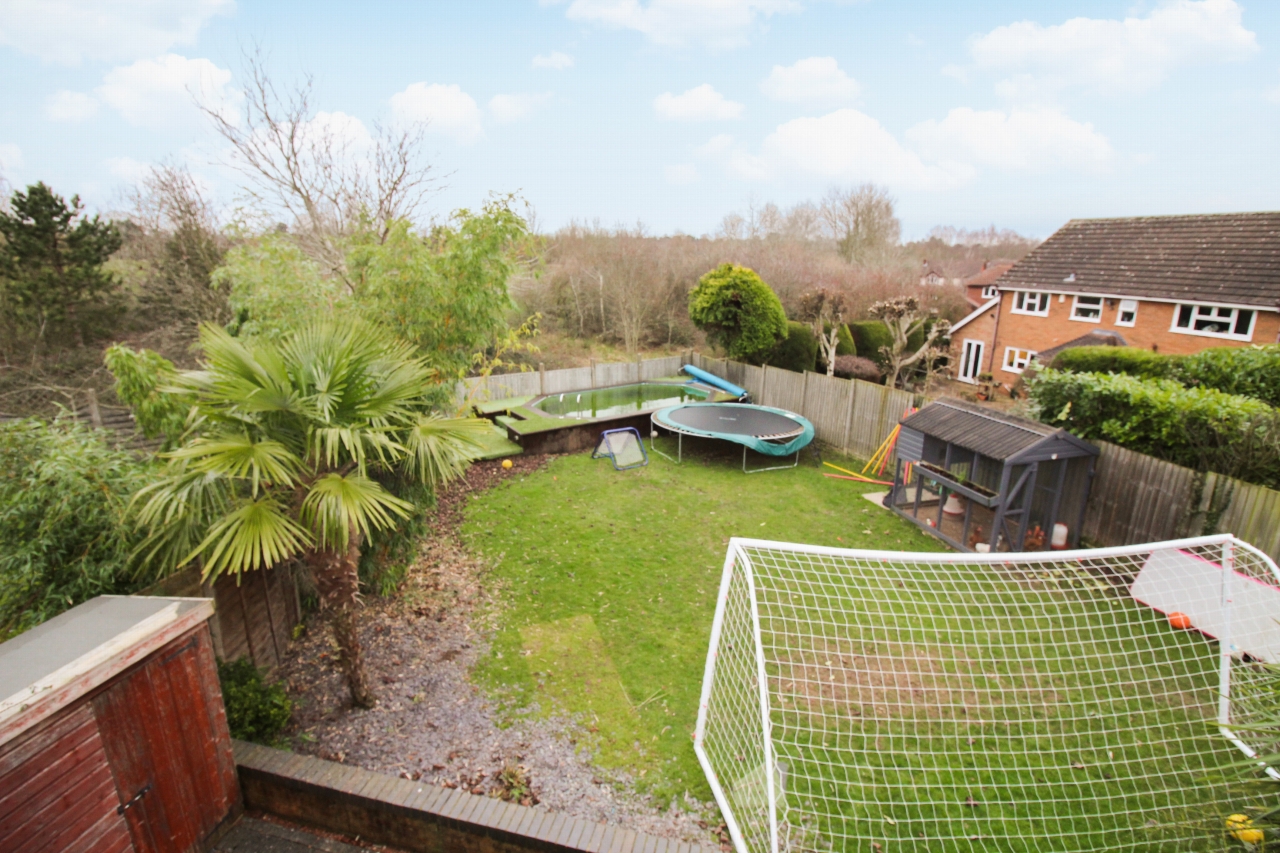 6 bedroom detached house For Sale in Solihull - Photograph 15.