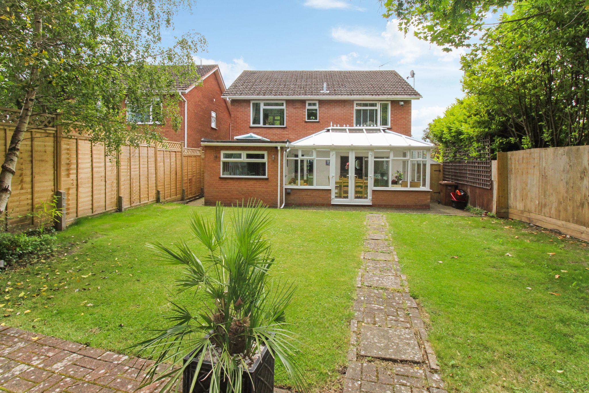 4 bedroom detached house SSTC in Solihull - Photograph 13.