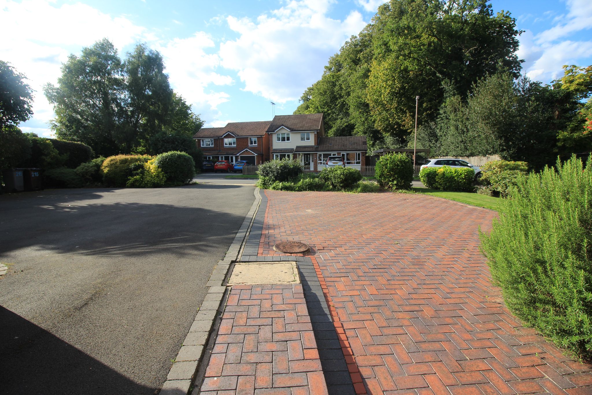 3 bedroom end terraced house Let Agreed in Solihull - Photograph 12.