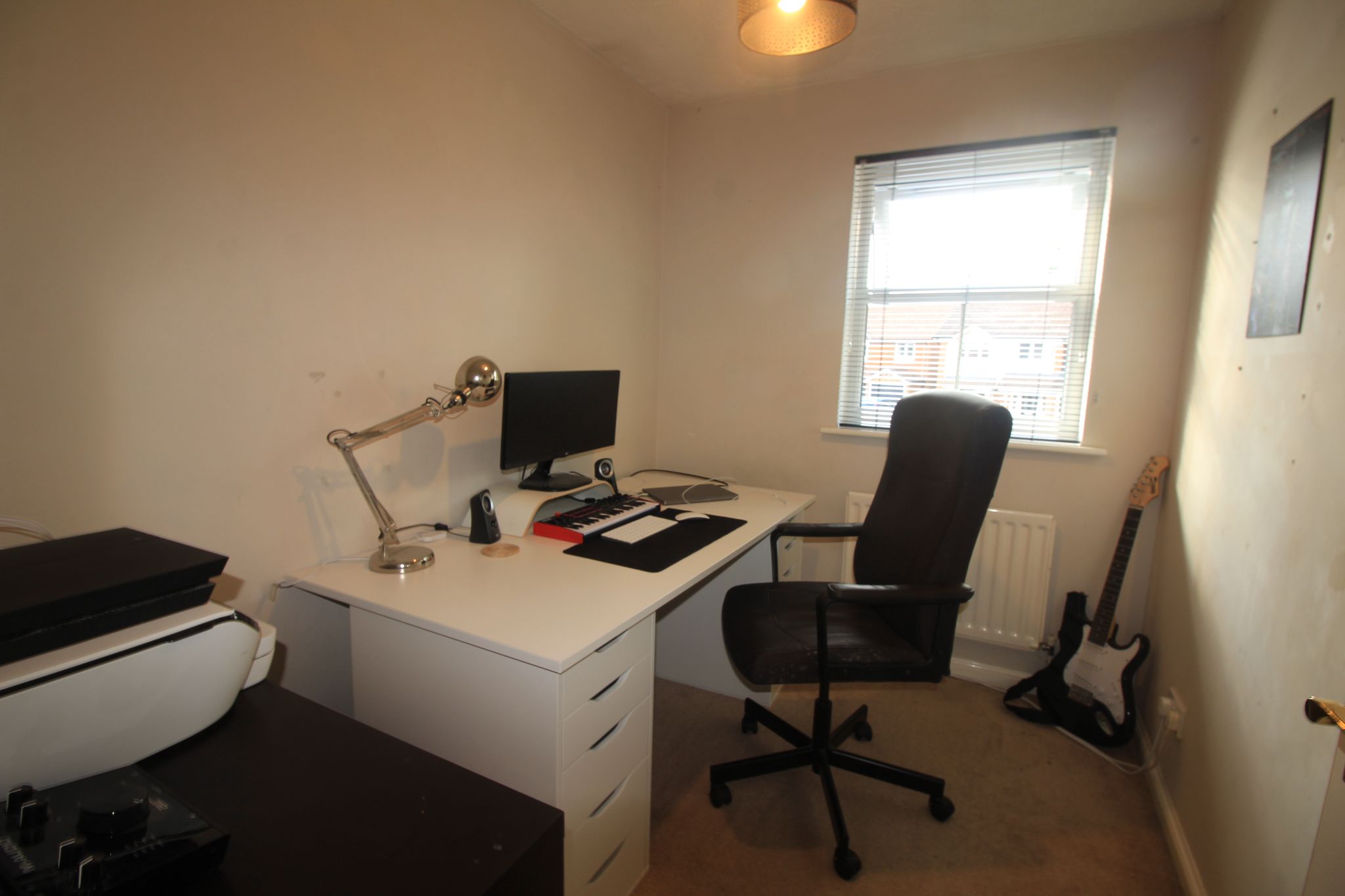 3 bedroom end terraced house Let Agreed in Solihull - Photograph 10.