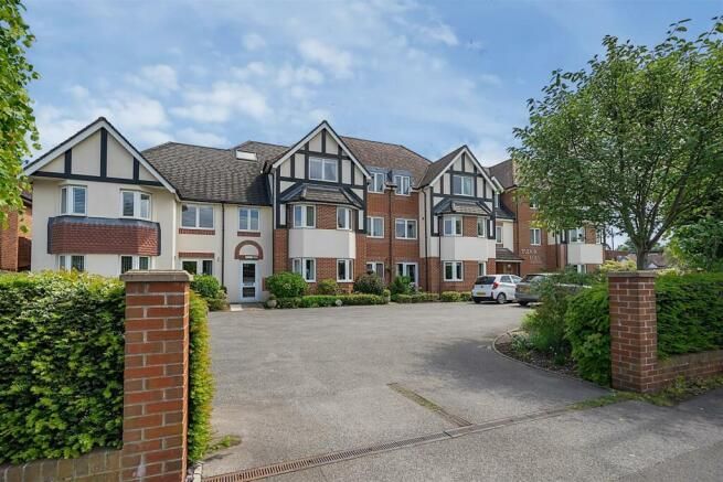 1 bedroom apartment flat/apartment For Sale in Solihull - Photograph 1.