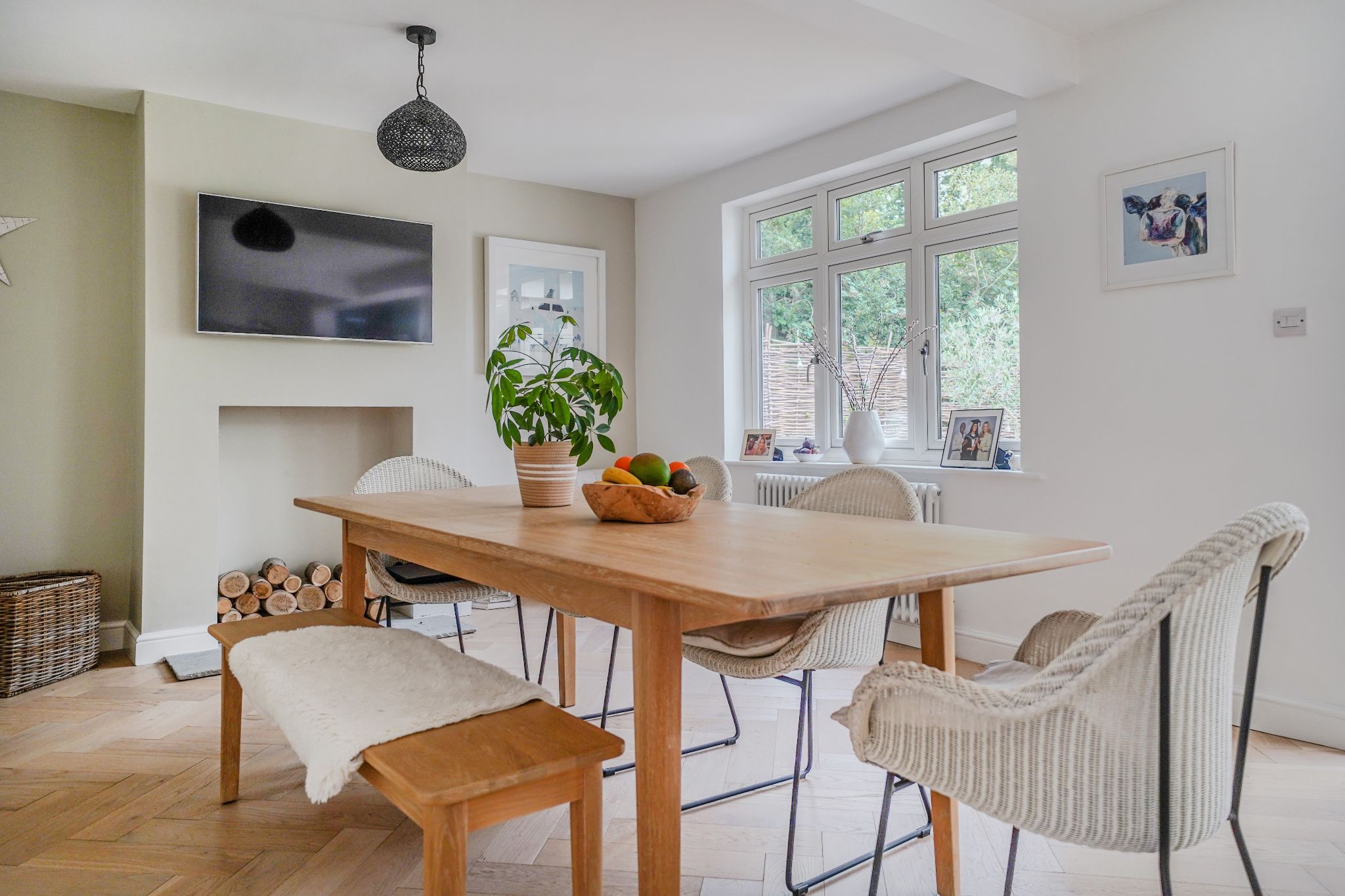 3 bedroom detached bungalow For Sale in Solihull - Photograph 8.